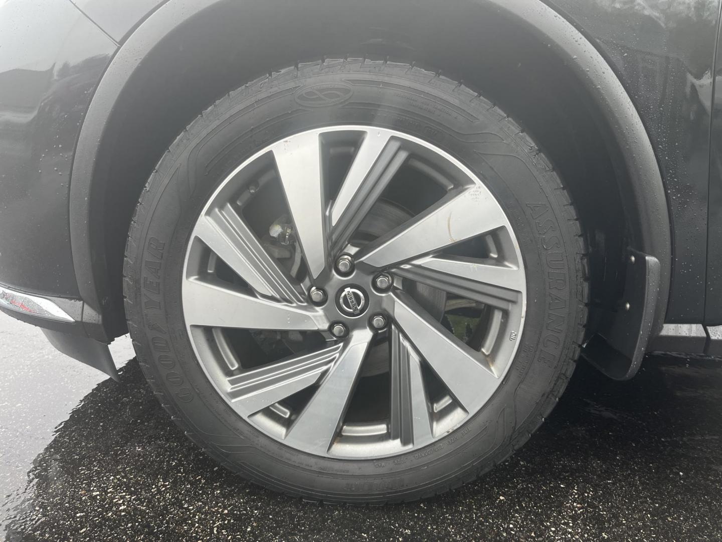 2019 Black /Black Nissan Murano SL AWD (5N1AZ2MS7KN) with an 3.5L V6 DOHC 24V engine, Automatic transmission, located at 11115 Chardon Rd. , Chardon, OH, 44024, (440) 214-9705, 41.580246, -81.241943 - 2019 Nissan Murano SL AWD – Premium Midsize Crossover with V6 Power, BOSE Sound, and Loaded Safety! This beautiful 2019 Nissan Murano SL AWD is a refined and comfortable crossover that offers luxury features, smooth performance, and confident all-weather capability. Powered by a strong and smooth - Photo#12