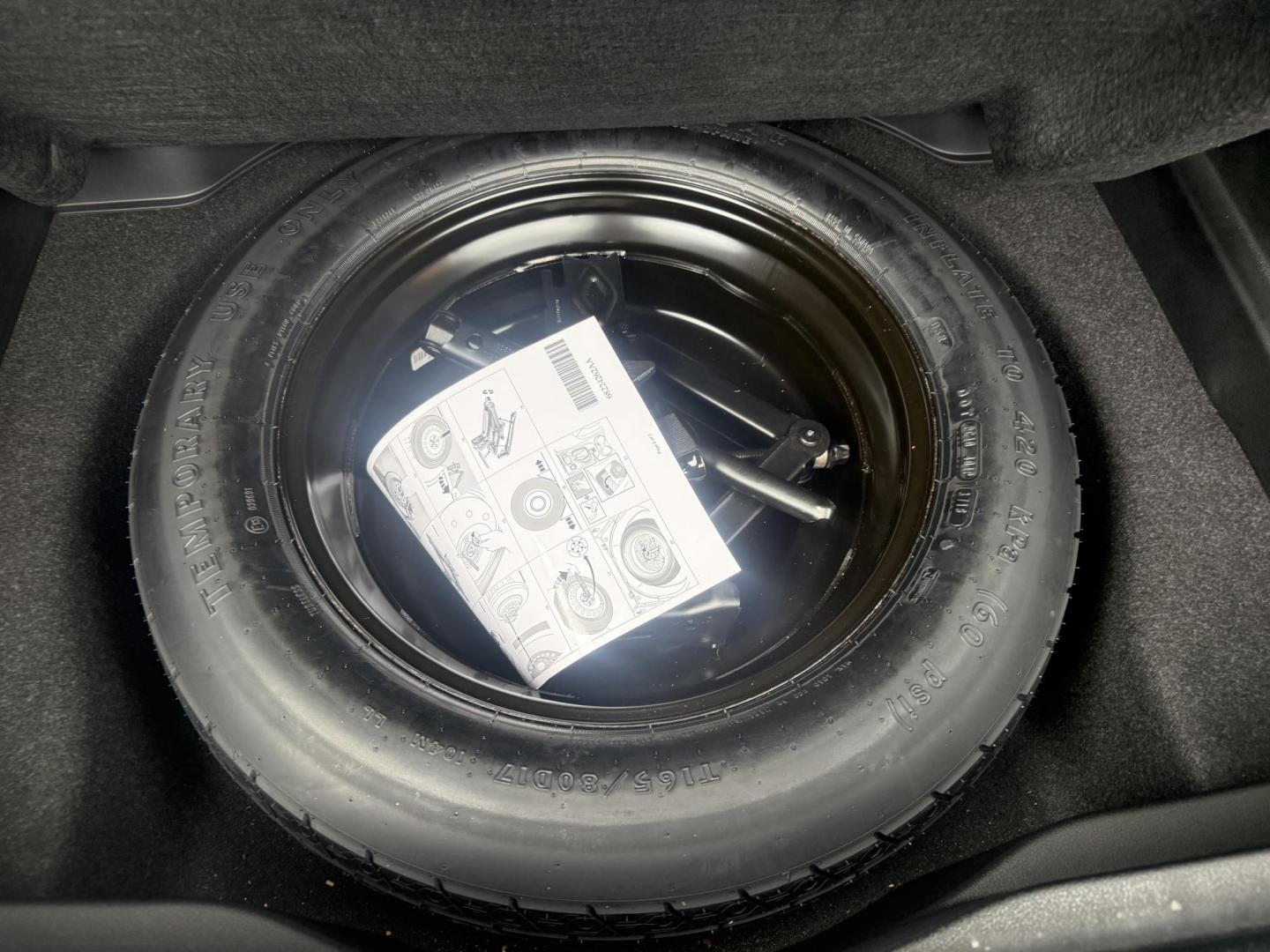 2019 Black /Black Jeep Cherokee Limited 4WD (1C4PJMDX2KD) with an 3.2L V6 DOHC 24V engine, Automatic transmission, located at 547 E. Main St., Orwell, OH, 44076, (440) 437-5893, 41.535435, -80.847855 - 2019 Jeep Cherokee Limited 4WD – Premium Luxury with V6 Power and All-Terrain Capability! This 2019 Jeep Cherokee Limited 4WD is a sharp, well-equipped midsize SUV that blends upscale comfort with true Jeep versatility. Powered by the strong 3.2L Pentastar V6 engine paired with a smooth 9-speed a - Photo#28