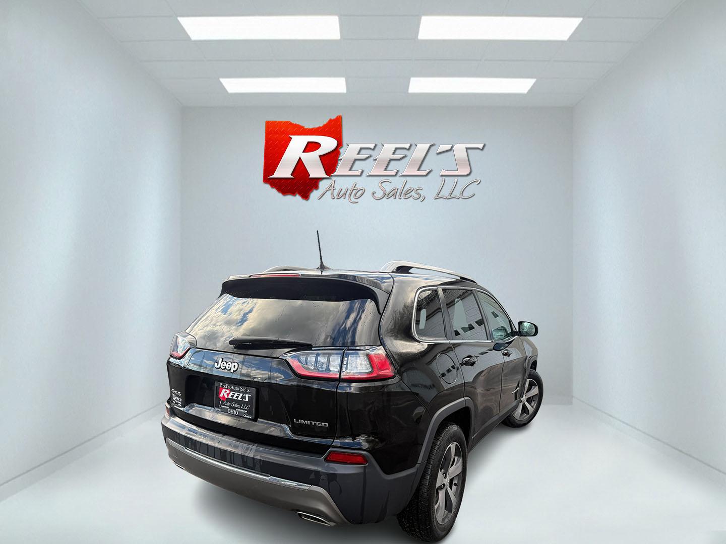 2019 Black /Black Jeep Cherokee Limited 4WD (1C4PJMDX2KD) with an 3.2L V6 DOHC 24V engine, Automatic transmission, located at 547 E. Main St., Orwell, OH, 44076, (440) 437-5893, 41.535435, -80.847855 - 2019 Jeep Cherokee Limited 4WD – Premium Luxury with V6 Power and All-Terrain Capability! This 2019 Jeep Cherokee Limited 4WD is a sharp, well-equipped midsize SUV that blends upscale comfort with true Jeep versatility. Powered by the strong 3.2L Pentastar V6 engine paired with a smooth 9-speed a - Photo#32