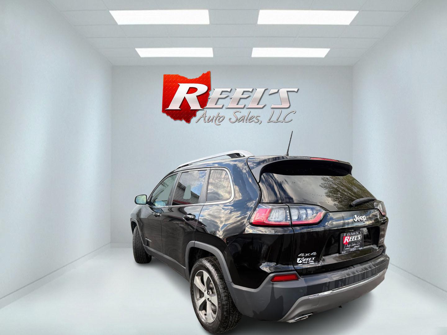 2019 Black /Black Jeep Cherokee Limited 4WD (1C4PJMDX2KD) with an 3.2L V6 DOHC 24V engine, Automatic transmission, located at 547 E. Main St., Orwell, OH, 44076, (440) 437-5893, 41.535435, -80.847855 - 2019 Jeep Cherokee Limited 4WD – Premium Luxury with V6 Power and All-Terrain Capability! This 2019 Jeep Cherokee Limited 4WD is a sharp, well-equipped midsize SUV that blends upscale comfort with true Jeep versatility. Powered by the strong 3.2L Pentastar V6 engine paired with a smooth 9-speed a - Photo#34