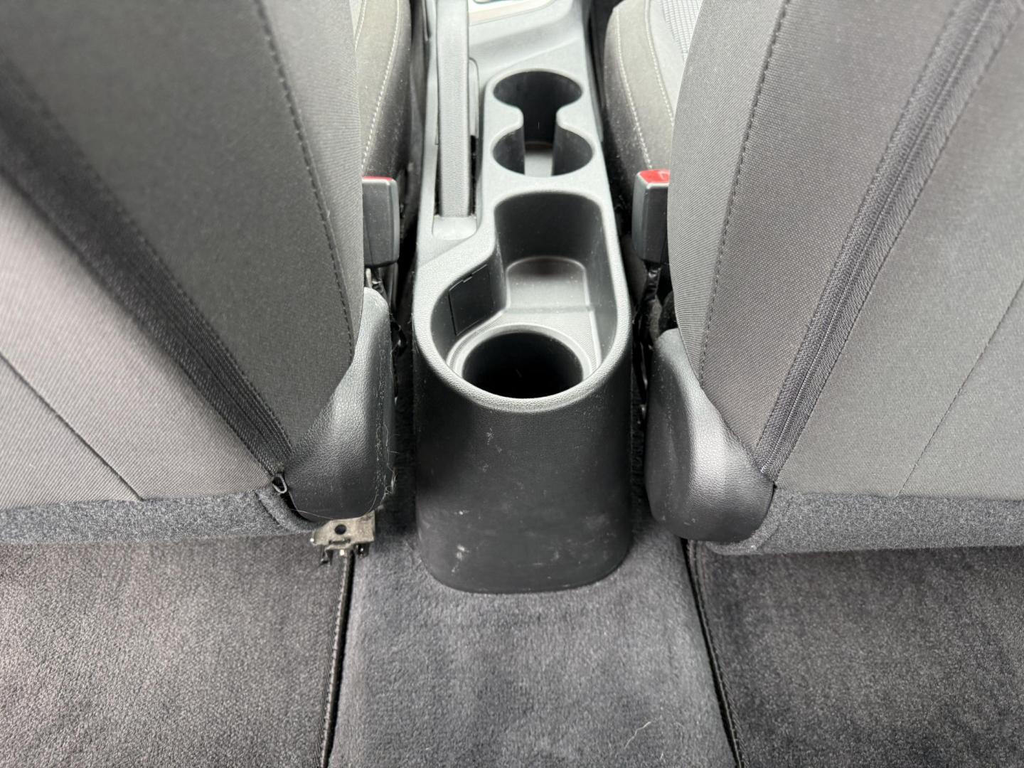 2019 White /Black Hyundai Accent SE 4-Door 6A (3KPC24A39KE) with an 1.6L I4 DOHC 16V engine, Automatic transmission, located at 547 E. Main St., Orwell, OH, 44076, (440) 437-5893, 41.535435, -80.847855 - 2019 Hyundai Accent SE – Super Efficient, Reliable, and Ready to Drive! This clean 2019 Hyundai Accent SE is a fantastic compact sedan that’s perfect for commuting and saving money at the pump! Powered by a smooth 1.6L I4 GDI engine paired with a responsive 6-speed automatic transmission, it de - Photo#18
