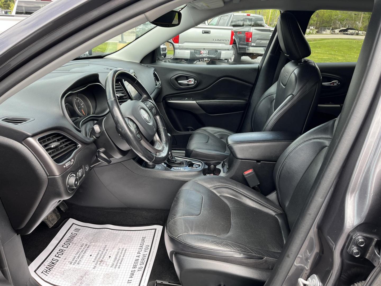 2020 Gray /Black Jeep Cherokee Limited 4WD (1C4PJMDXXLD) with an 3.2L V6 DOHC 24V engine, Automatic transmission, located at 11115 Chardon Rd. , Chardon, OH, 44024, (440) 214-9705, 41.580246, -81.241943 - 2020 Jeep Cherokee Limited 4WD – Premium Luxury with V6 Power and Confident Capability! This 2020 Jeep Cherokee Limited 4WD is a refined midsize SUV that offers upscale comfort, modern technology, and all-weather confidence. Powered by the strong 3.2L Pentastar V6 engine paired with a smooth 9-sp - Photo#18