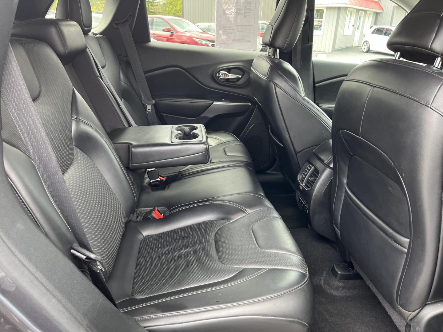 2020 Gray /Black Jeep Cherokee Limited 4WD (1C4PJMDXXLD) with an 3.2L V6 DOHC 24V engine, Automatic transmission, located at 11115 Chardon Rd. , Chardon, OH, 44024, (440) 214-9705, 41.580246, -81.241943 - 2020 Jeep Cherokee Limited 4WD – Premium Luxury with V6 Power and Confident Capability! This 2020 Jeep Cherokee Limited 4WD is a refined midsize SUV that offers upscale comfort, modern technology, and all-weather confidence. Powered by the strong 3.2L Pentastar V6 engine paired with a smooth 9-sp - Photo#35