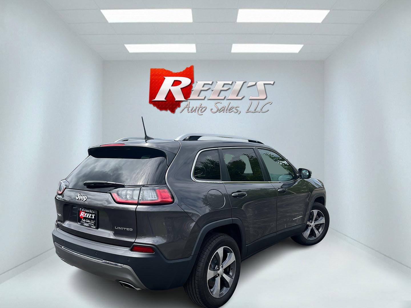 2020 Gray /Black Jeep Cherokee Limited 4WD (1C4PJMDXXLD) with an 3.2L V6 DOHC 24V engine, Automatic transmission, located at 11115 Chardon Rd. , Chardon, OH, 44024, (440) 214-9705, 41.580246, -81.241943 - 2020 Jeep Cherokee Limited 4WD – Premium Luxury with V6 Power and Confident Capability! This 2020 Jeep Cherokee Limited 4WD is a refined midsize SUV that offers upscale comfort, modern technology, and all-weather confidence. Powered by the strong 3.2L Pentastar V6 engine paired with a smooth 9-sp - Photo#6