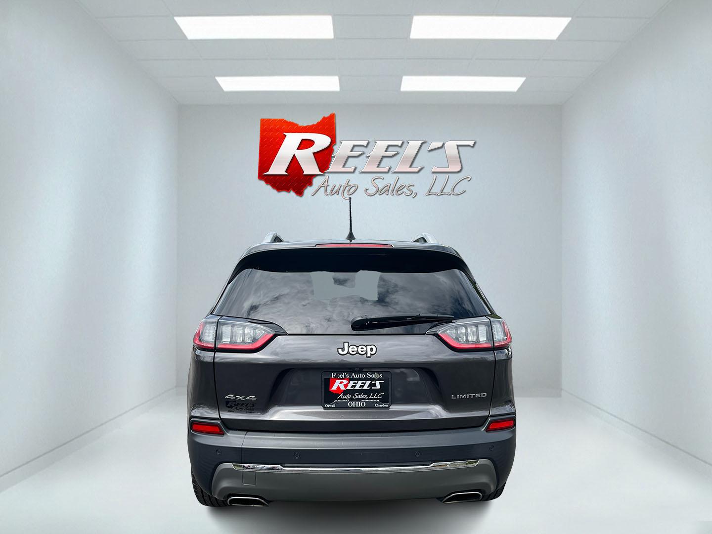 2020 Gray /Black Jeep Cherokee Limited 4WD (1C4PJMDXXLD) with an 3.2L V6 DOHC 24V engine, Automatic transmission, located at 11115 Chardon Rd. , Chardon, OH, 44024, (440) 214-9705, 41.580246, -81.241943 - 2020 Jeep Cherokee Limited 4WD – Premium Luxury with V6 Power and Confident Capability! This 2020 Jeep Cherokee Limited 4WD is a refined midsize SUV that offers upscale comfort, modern technology, and all-weather confidence. Powered by the strong 3.2L Pentastar V6 engine paired with a smooth 9-sp - Photo#8