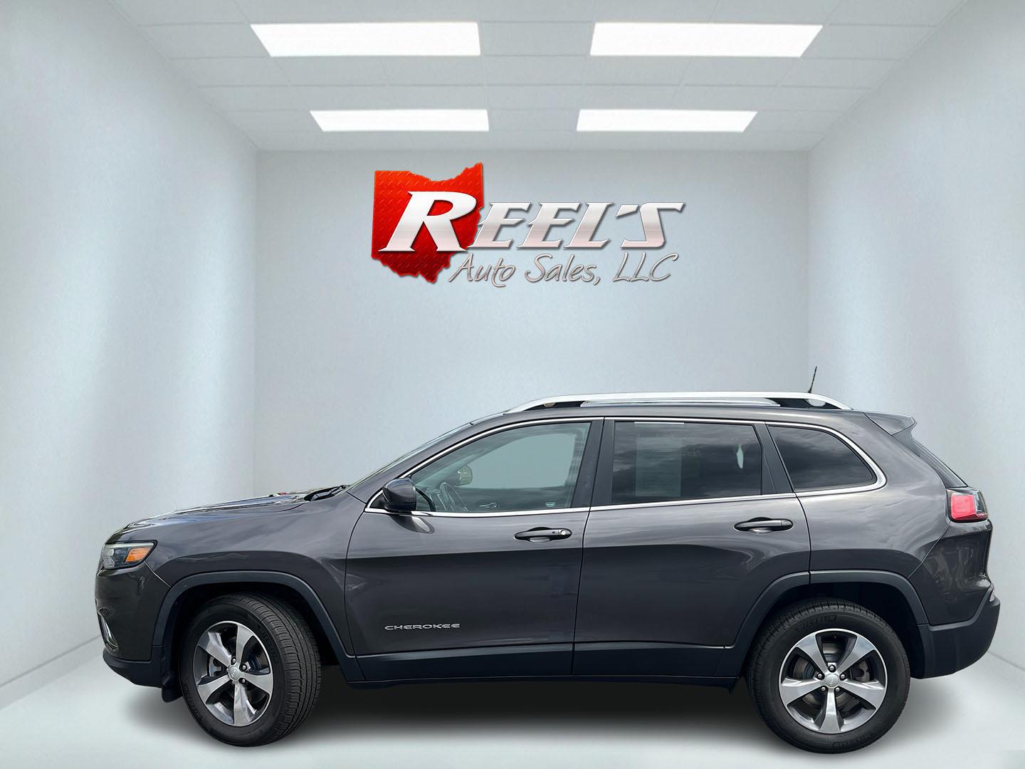 2020 Gray /Black Jeep Cherokee Limited 4WD (1C4PJMDXXLD) with an 3.2L V6 DOHC 24V engine, Automatic transmission, located at 11115 Chardon Rd. , Chardon, OH, 44024, (440) 214-9705, 41.580246, -81.241943 - 2020 Jeep Cherokee Limited 4WD – Premium Luxury with V6 Power and Confident Capability! This 2020 Jeep Cherokee Limited 4WD is a refined midsize SUV that offers upscale comfort, modern technology, and all-weather confidence. Powered by the strong 3.2L Pentastar V6 engine paired with a smooth 9-sp - Photo#11
