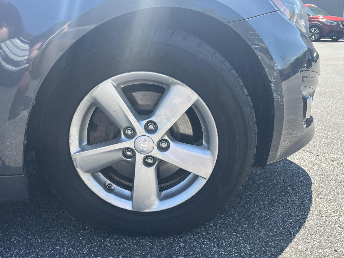 2015 Gray /Black Kia Optima LX (KNAGM4A74F5) with an 2.4L I4 DOHC 16V engine, Automatic transmission, located at 11115 Chardon Rd. , Chardon, OH, 44024, (440) 214-9705, 41.580246, -81.241943 - 2015 Kia Optima LX – Efficient, Reliable, and Feature-Packed Midsize Sedan! This clean 2015 Kia Optima LX is a smart, comfortable sedan that offers excellent value and low ownership costs. Powered by a smooth 2.4L I4 GDI engine paired with a responsive 6-speed automatic transmission, it delivers - Photo#4