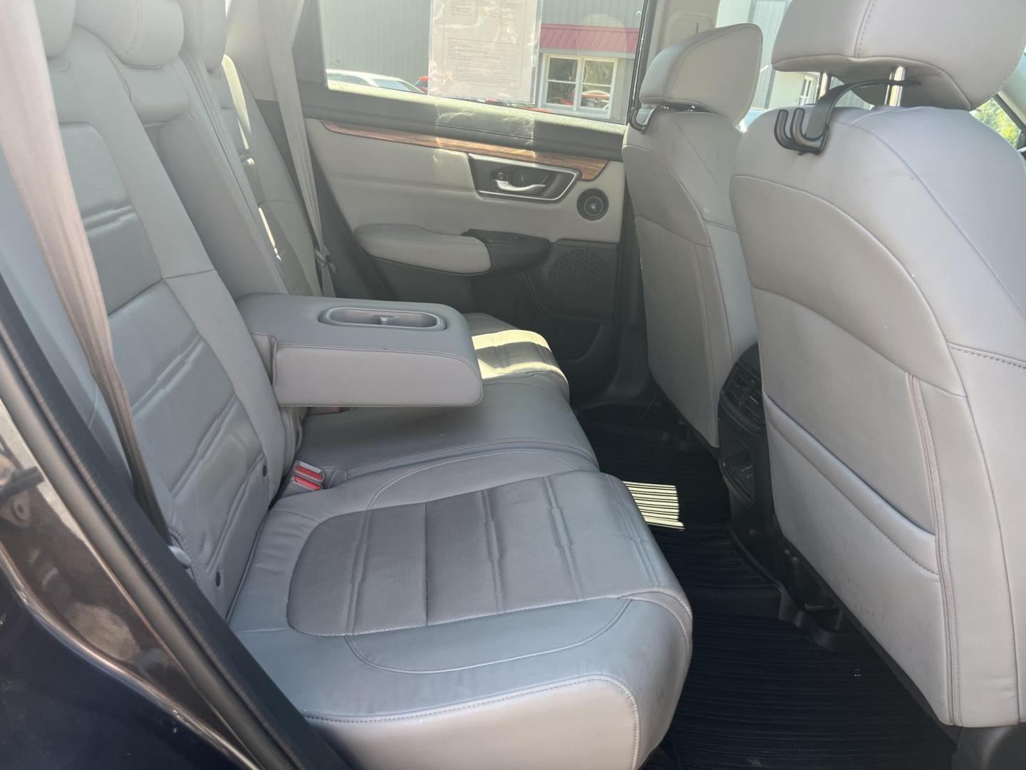 2019 Gray Honda CR-V EX-L AWD (2HKRW2H84KH) with an 1.5L I4 16V DOHC TURBO engine, Automatic transmission, located at 11115 Chardon Rd. , Chardon, OH, 44024, (440) 214-9705, 41.580246, -81.241943 - 2019 Honda CR-V EX-L AWD – Premium Turbo Crossover with Leather, Safety, and Outstanding Efficiency! This 2019 Honda CR-V EX-L AWD is a top-tier compact SUV that delivers luxury comfort, strong performance, and excellent efficiency. Powered by a responsive 1.5L Turbocharged Earth Dreams I4 engine - Photo#31