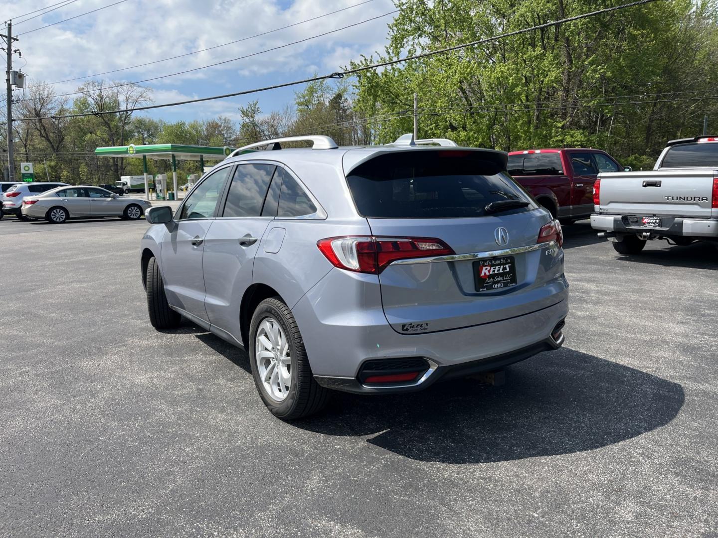 2016 Acura RDX 6-Spd AT AWD w/ Technology Package (5J8TB4H57GL) with an 2.3L L4 DOHC 16V engine, 6-Speed Automatic transmission, located at 547 E. Main St., Orwell, OH, 44076, (440) 437-5893, 41.535435, -80.847855 - Photo#9