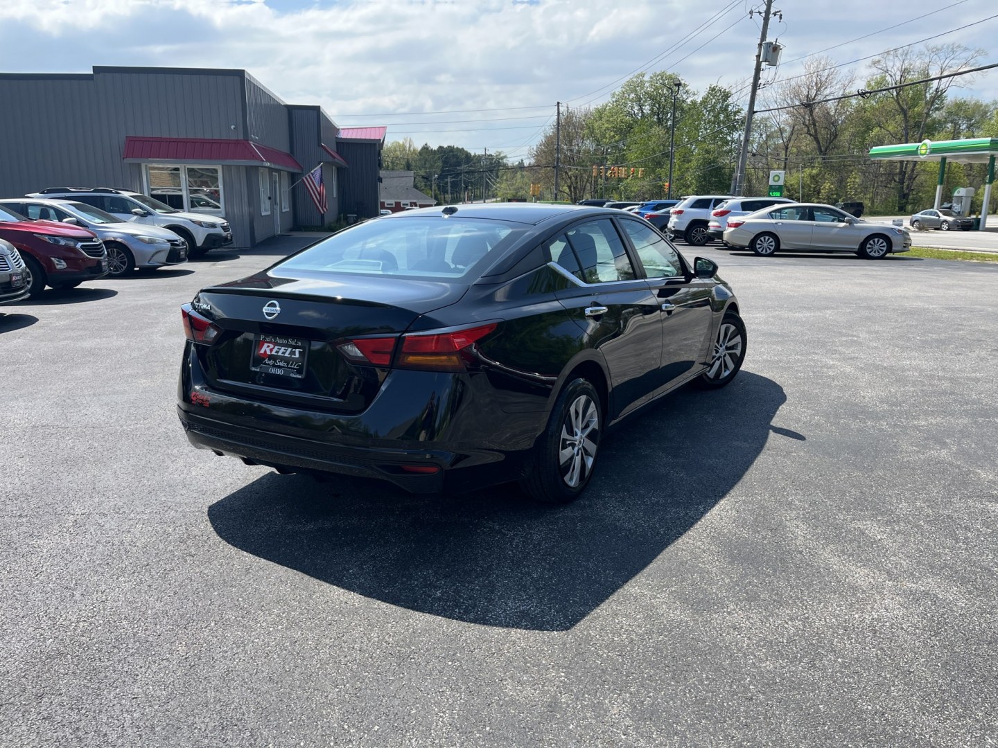 2020 Nissan Altima 2.5 S (1N4BL4BV0LC) with an 2.5L L4 DOHC 16V engine, CVT transmission, located at 547 E. Main St., Orwell, OH, 44076, (440) 437-5893, 41.535435, -80.847855 - Photo#6