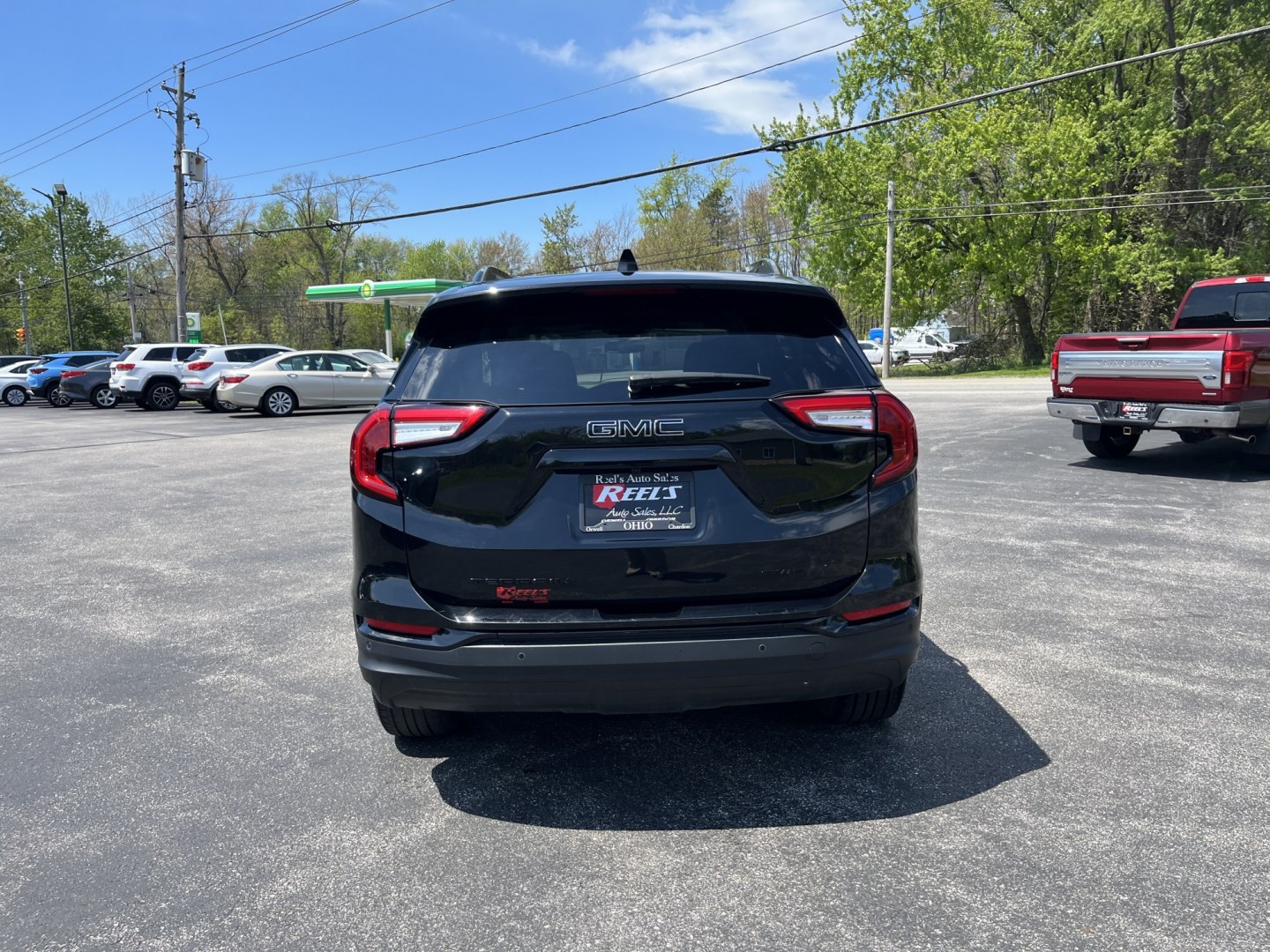 2023 GMC Terrain SLE AWD (3GKALTEG0PL) with an 1.5L L4 DOHC 16V TURBO engine, 6A transmission, located at 547 E. Main St., Orwell, OH, 44076, (440) 437-5893, 41.535435, -80.847855 - Photo#8