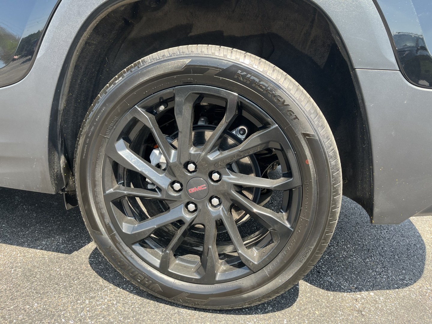 2023 GMC Terrain SLE AWD (3GKALTEG0PL) with an 1.5L L4 DOHC 16V TURBO engine, 6A transmission, located at 547 E. Main St., Orwell, OH, 44076, (440) 437-5893, 41.535435, -80.847855 - Photo#10