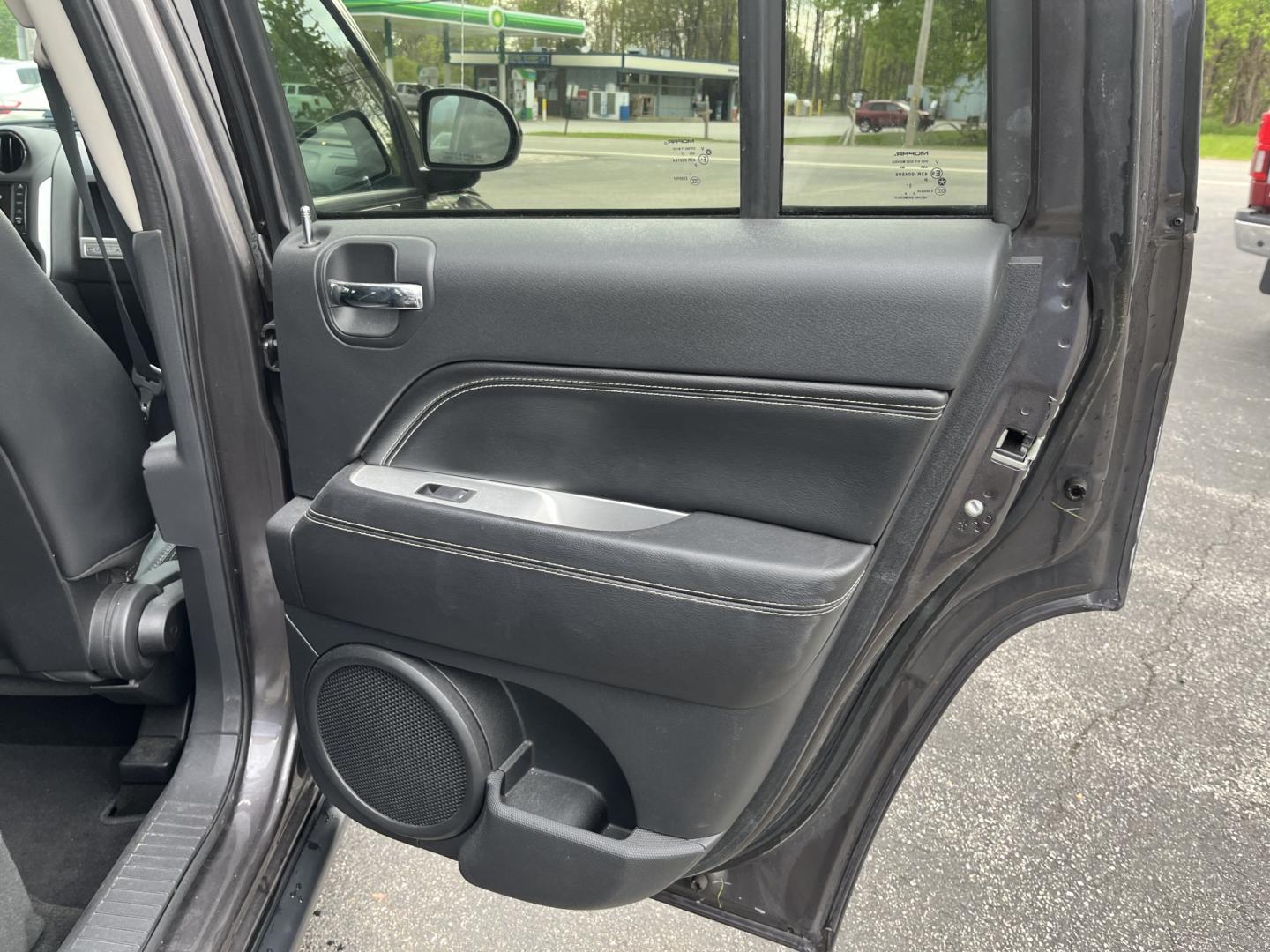 2016 Gray /Black Jeep Compass High Altitude 4WD (1C4NJDEB2GD) with an 2.4L I4 DOHC 16V engine, Automatic transmission, located at 11115 Chardon Rd. , Chardon, OH, 44024, (440) 214-9705, 41.580246, -81.241943 - 2016 Jeep Compass High Altitude 4WD – Premium Leather, Sunroof, and All-Weather Capability! This 2016 Jeep Compass High Altitude 4WD is a sharp, well-equipped compact SUV that offers upscale comfort with real Jeep capability. Powered by a reliable 2.4L I4 engine paired with a smooth 6-speed autom - Photo#29