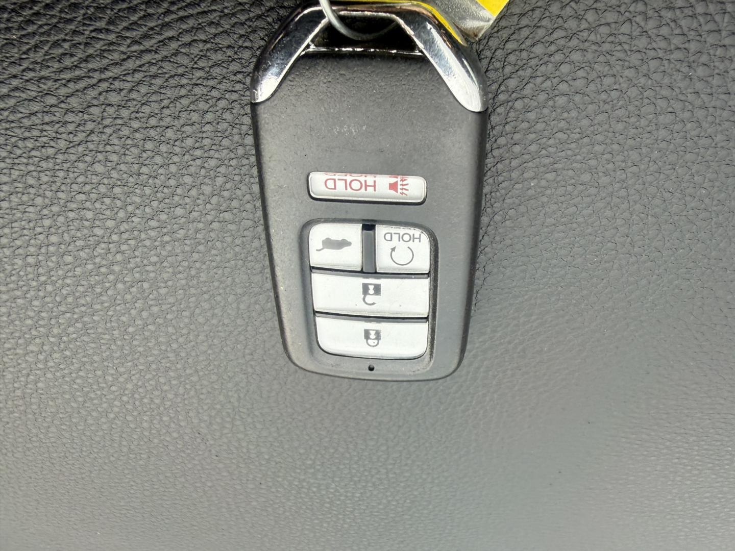 2017 White /Black Honda CR-V EX AWD (5J6RW2H52HL) with an 1.5L I4 16V DOHC TURBO engine, Automatic transmission, located at 547 E. Main St., Orwell, OH, 44076, (440) 437-5893, 41.535435, -80.847855 - 2017 Honda CR-V EX AWD – Turbo Efficiency, Loaded Safety, and Premium Features! This 2017 Honda CR-V EX AWD is a fantastic compact crossover that combines efficiency, comfort, and top-tier safety features. Powered by a responsive 1.5L Turbocharged Earth Dreams I4 engine paired with a smooth CVT t - Photo#40