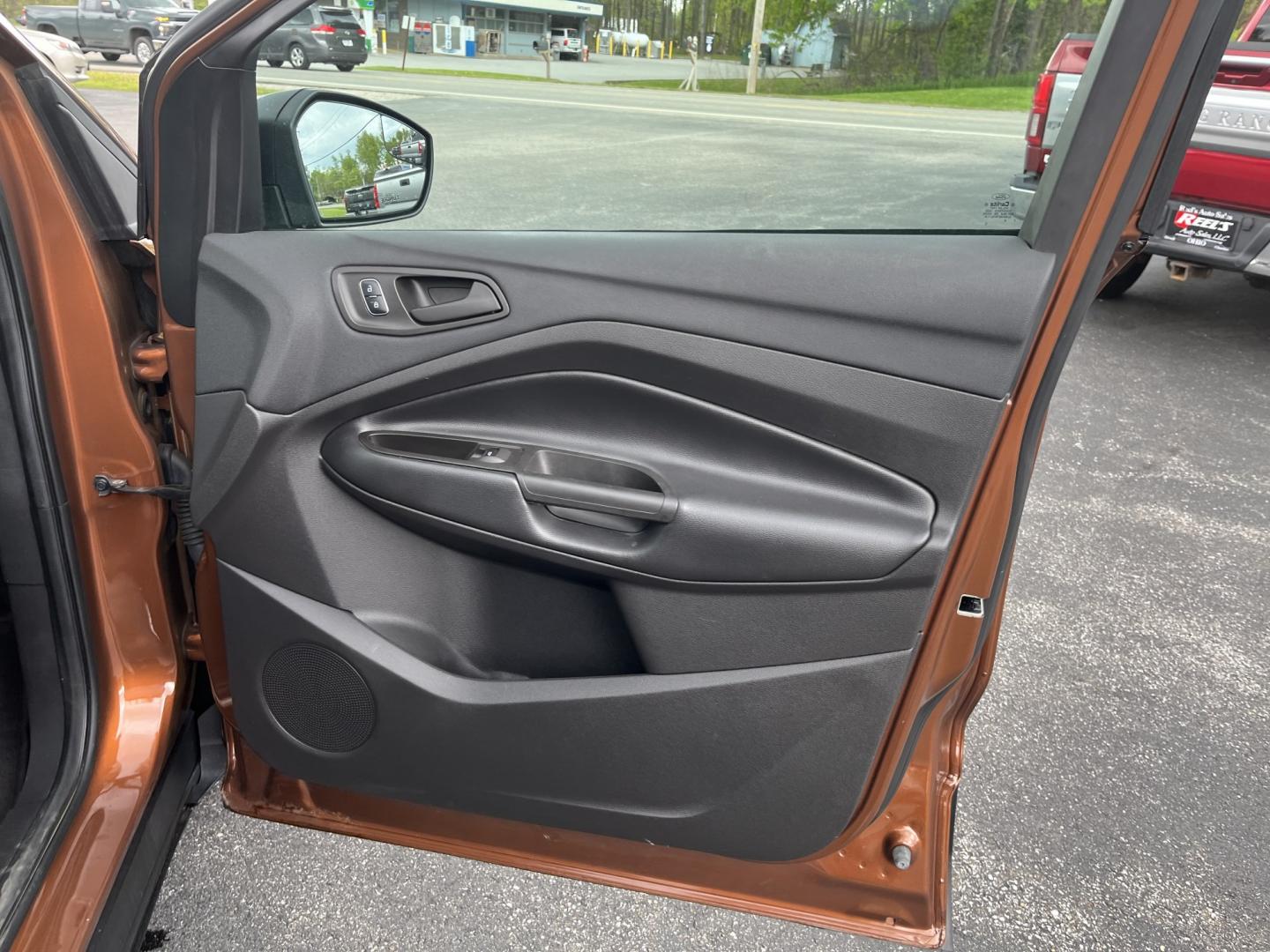 2017 Orange /Black Ford Escape S FWD (1FMCU0F7XHU) with an 2.5L I4 DOHC 16V engine, Automatic transmission, located at 11115 Chardon Rd. , Chardon, OH, 44024, (440) 214-9705, 41.580246, -81.241943 - Photo#32