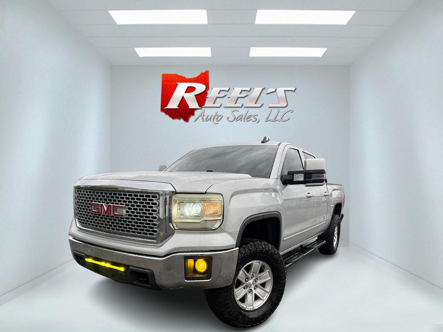 2015 Silver /Black GMC Sierra 1500 SLE Crew Cab Short Box 4WD (3GTU2UEC4FG) with an 5.3L V8 OHV 16V engine, Automatic transmission, located at 547 E. Main St., Orwell, OH, 44076, (440) 437-5893, 41.535435, -80.847855- Photo#0