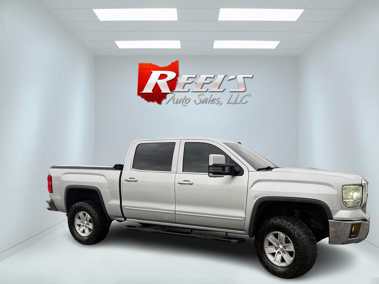 2015 Silver /Black GMC Sierra 1500 SLE Crew Cab Short Box 4WD (3GTU2UEC4FG) with an 5.3L V8 OHV 16V engine, Automatic transmission, located at 547 E. Main St., Orwell, OH, 44076, (440) 437-5893, 41.535435, -80.847855- Photo#3