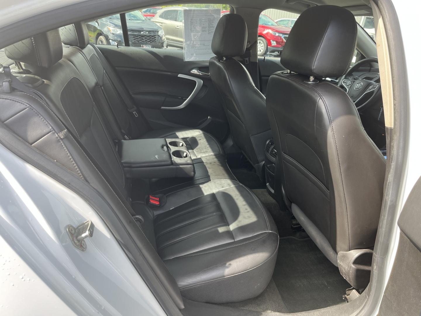2016 White /Black Buick Regal Turbo FWD (2G4GK5EX1G9) with an 2.0L I4 DOHC 16V TURBO engine, Automatic transmission, located at 547 E. Main St., Orwell, OH, 44076, (440) 437-5893, 41.535435, -80.847855 - 2016 Buick Regal Turbo – Sporty Luxury Sedan with Turbo Power and Premium Comfort! This 2016 Buick Regal Turbo is a refined and fun-to-drive midsize sedan that offers a great blend of performance, luxury, and efficiency. Powered by a responsive 2.0L Turbocharged EcoTec I4 engine paired with a smo - Photo#33