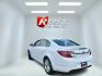 2016 White /Black Buick Regal Turbo FWD (2G4GK5EX1G9) with an 2.0L I4 DOHC 16V TURBO engine, Automatic transmission, located at 547 E. Main St., Orwell, OH, 44076, (440) 437-5893, 41.535435, -80.847855 - 2016 Buick Regal Turbo – Sporty Luxury Sedan with Turbo Power and Premium Comfort! This 2016 Buick Regal Turbo is a refined and fun-to-drive midsize sedan that offers a great blend of performance, luxury, and efficiency. Powered by a responsive 2.0L Turbocharged EcoTec I4 engine paired with a smo - Photo#9