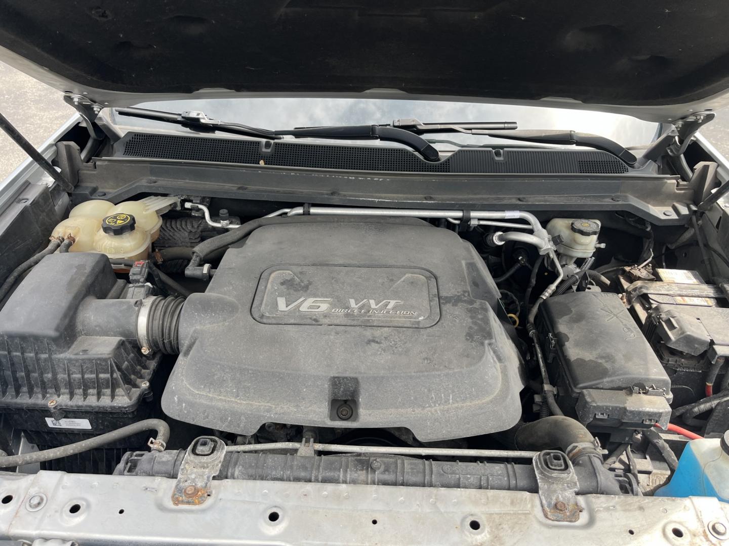 2015 Silver /Black Chevrolet Colorado Z71 Crew Cab 4WD Long Box (1GCGTCE3XF1) with an 3.6L V6 DOHC 24V GAS engine, Automatic transmission, located at 11115 Chardon Rd. , Chardon, OH, 44024, (440) 214-9705, 41.580246, -81.241943 - 2015 Chevrolet Colorado Z71 Crew Cab 4WD – Rugged Off-Road Capability with Fresh Tires and Strong Towing Power! This 2015 Chevrolet Colorado Z71 Crew Cab 4WD is a tough, capable midsize truck that’s ready for work, trails, or weekend adventures. Powered by a strong 3.6L V6 engine paired with a - Photo#12