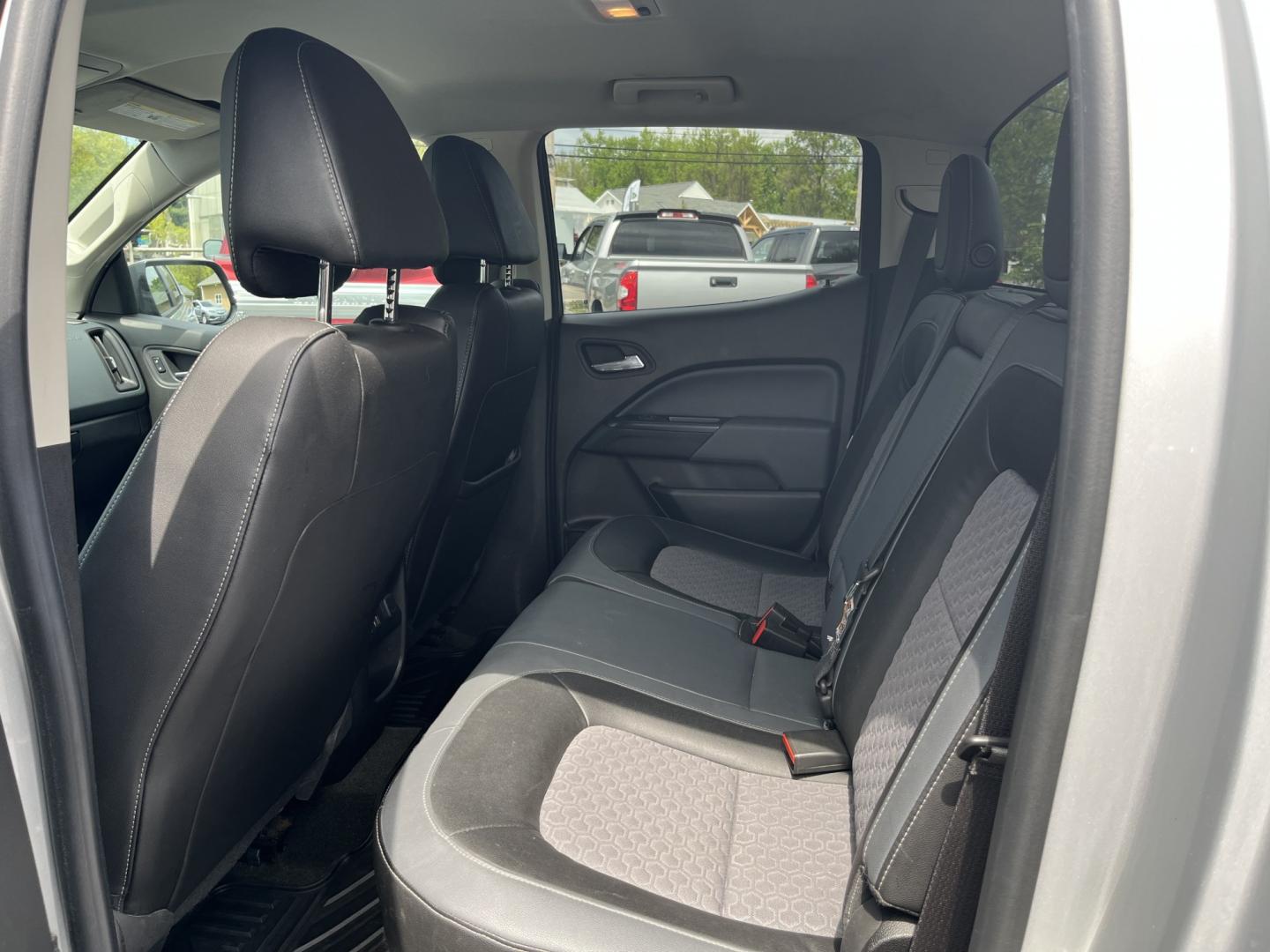 2015 Silver /Black Chevrolet Colorado Z71 Crew Cab 4WD Long Box (1GCGTCE3XF1) with an 3.6L V6 DOHC 24V GAS engine, Automatic transmission, located at 11115 Chardon Rd. , Chardon, OH, 44024, (440) 214-9705, 41.580246, -81.241943 - 2015 Chevrolet Colorado Z71 Crew Cab 4WD – Rugged Off-Road Capability with Fresh Tires and Strong Towing Power! This 2015 Chevrolet Colorado Z71 Crew Cab 4WD is a tough, capable midsize truck that’s ready for work, trails, or weekend adventures. Powered by a strong 3.6L V6 engine paired with a - Photo#29
