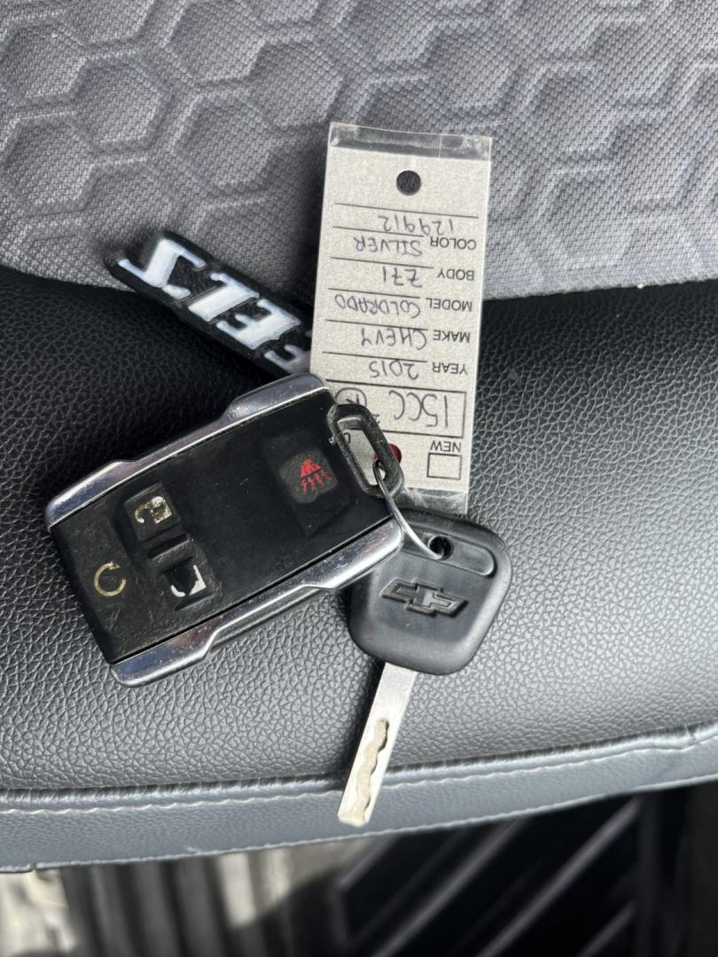 2015 Silver /Black Chevrolet Colorado Z71 Crew Cab 4WD Long Box (1GCGTCE3XF1) with an 3.6L V6 DOHC 24V GAS engine, Automatic transmission, located at 11115 Chardon Rd. , Chardon, OH, 44024, (440) 214-9705, 41.580246, -81.241943 - 2015 Chevrolet Colorado Z71 Crew Cab 4WD – Rugged Off-Road Capability with Fresh Tires and Strong Towing Power! This 2015 Chevrolet Colorado Z71 Crew Cab 4WD is a tough, capable midsize truck that’s ready for work, trails, or weekend adventures. Powered by a strong 3.6L V6 engine paired with a - Photo#34