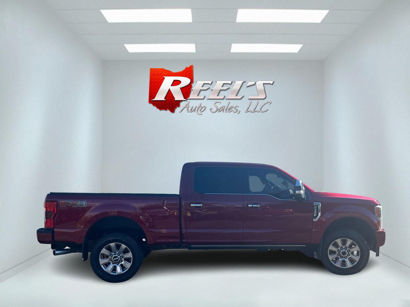 2017 Red /Black Ford F-250 SD Platinum Crew Cab 4WD (1FT7W2B65HE) with an 6.2L V8 OHV 16V engine, Automatic transmission, located at 11115 Chardon Rd. , Chardon, OH, 44024, (440) 214-9705, 41.580246, -81.241943 - 2017 Ford F-250 Super Duty Platinum Crew Cab 4WD – Loaded Luxury Heavy-Duty Truck with Massive Towing Power! This 2017 Ford F-250 Super Duty Platinum Crew Cab 4WD is a top-of-the-line heavy-duty truck that combines western luxury with serious work capability. Powered by the strong 6.2L V8 engine - Photo#5