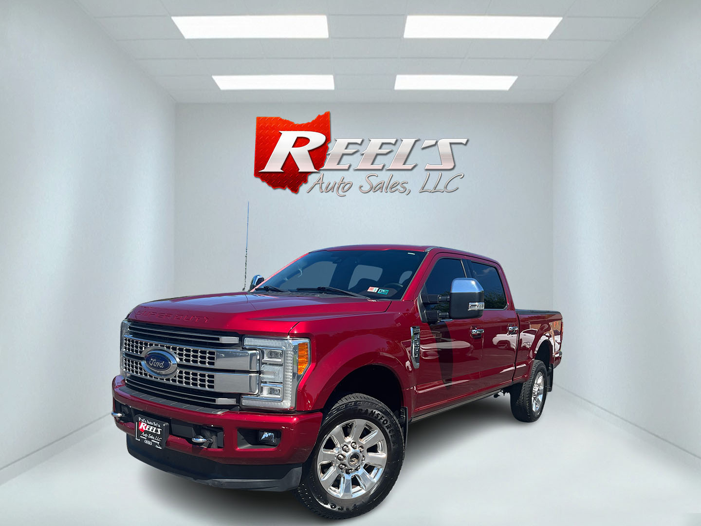 photo of 2017 Ford F-250 SD Platinum Crew Cab 4WD