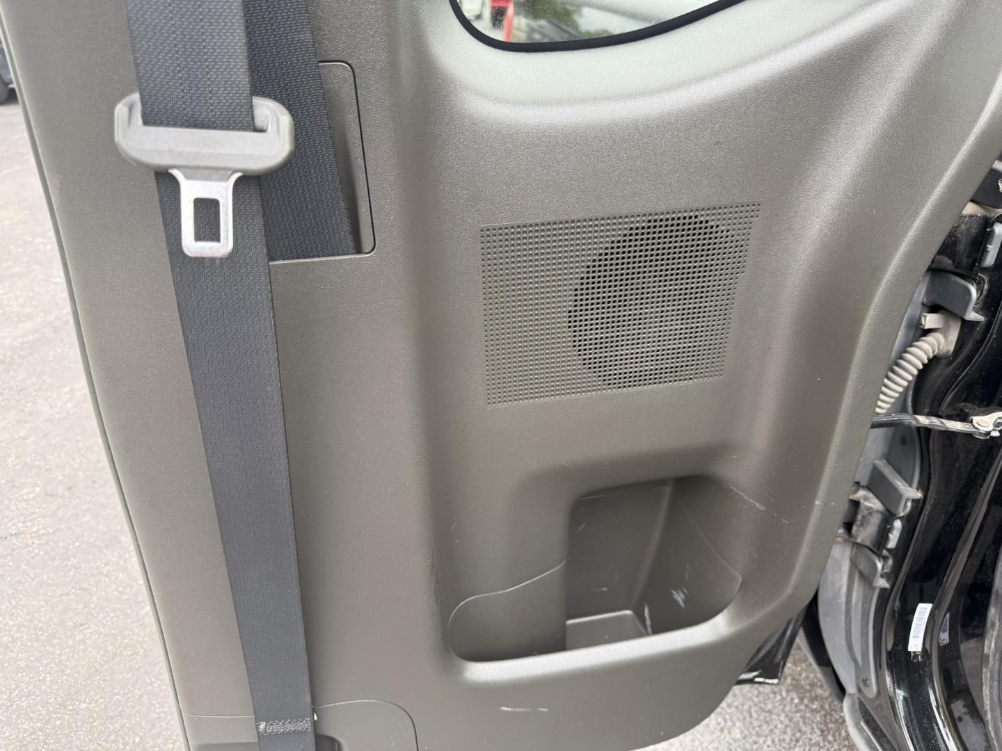2014 Black /Gray Nissan Frontier SV King Cab 5AT 4WD (1N6AD0CW4EN) with an 4.0L V6 DOHC 24V engine, Automatic transmission, located at 11115 Chardon Rd. , Chardon, OH, 44024, (440) 214-9705, 41.580246, -81.241943 - 2014 Nissan Frontier SV King Cab 4WD – Tough, Reliable Midsize Truck with Fresh Service! This 2014 Nissan Frontier SV King Cab 4WD is a rugged and dependable midsize pickup that’s built to last and ready for work or weekend adventures. Powered by the proven 4.0L V6 engine paired with a durable - Photo#34