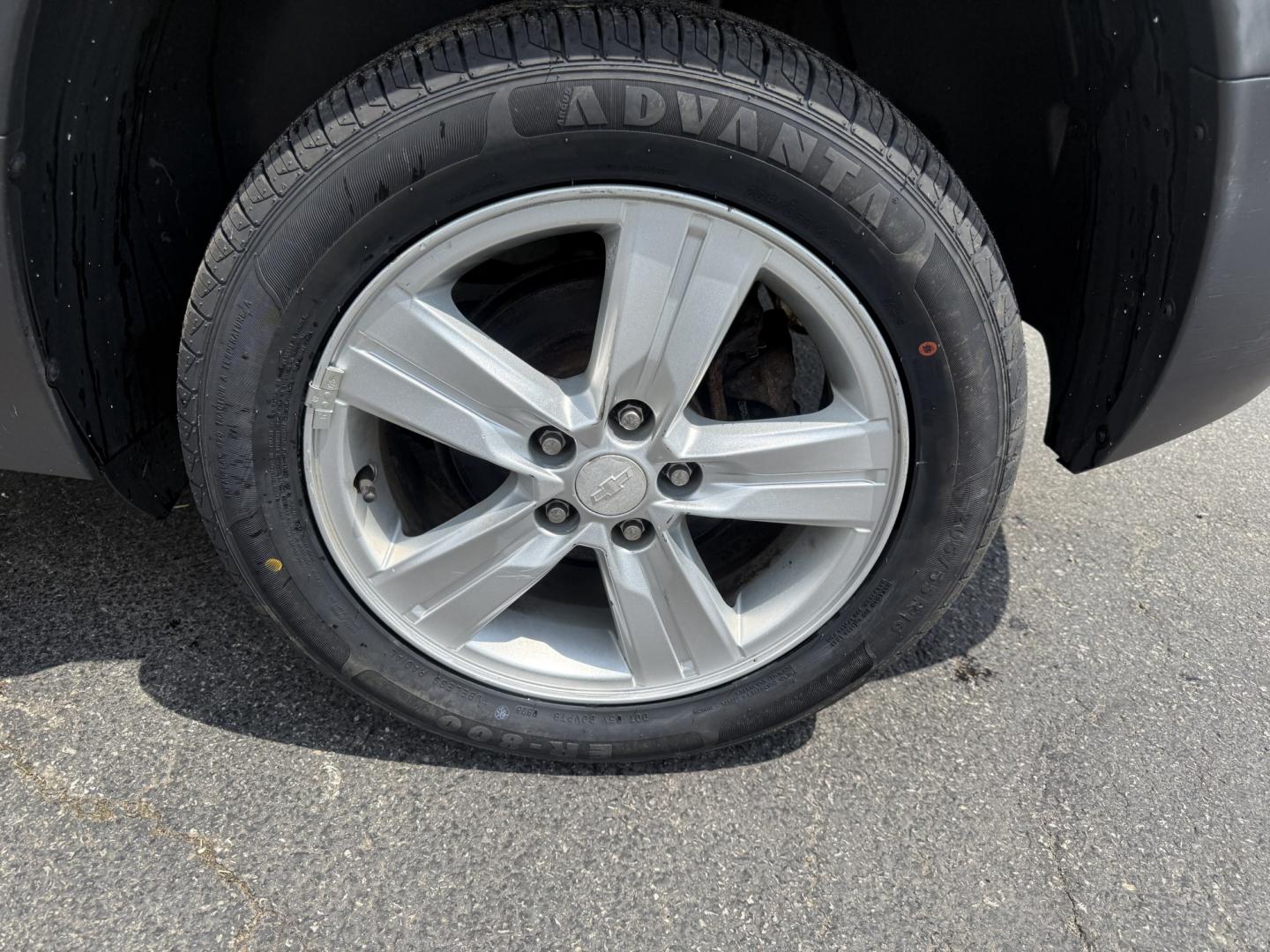 2016 Gold /Black Chevrolet Trax LT AWD (3GNCJPSB0GL) with an 1.4L I4 DOHC 16V TURBO engine, Automatic transmission, located at 547 E. Main St., Orwell, OH, 44076, (440) 437-5893, 41.535435, -80.847855 - 2016 Chevrolet Trax LT AWD – Turbo Efficiency, Fresh Service, and All-Weather Grip! This sharp 2016 Chevrolet Trax LT AWD is a compact, fuel-efficient crossover that’s easy to drive and ready to go. Powered by a peppy 1.4L Turbocharged EcoTec I4 engine paired with a smooth 6-speed automatic tra - Photo#30