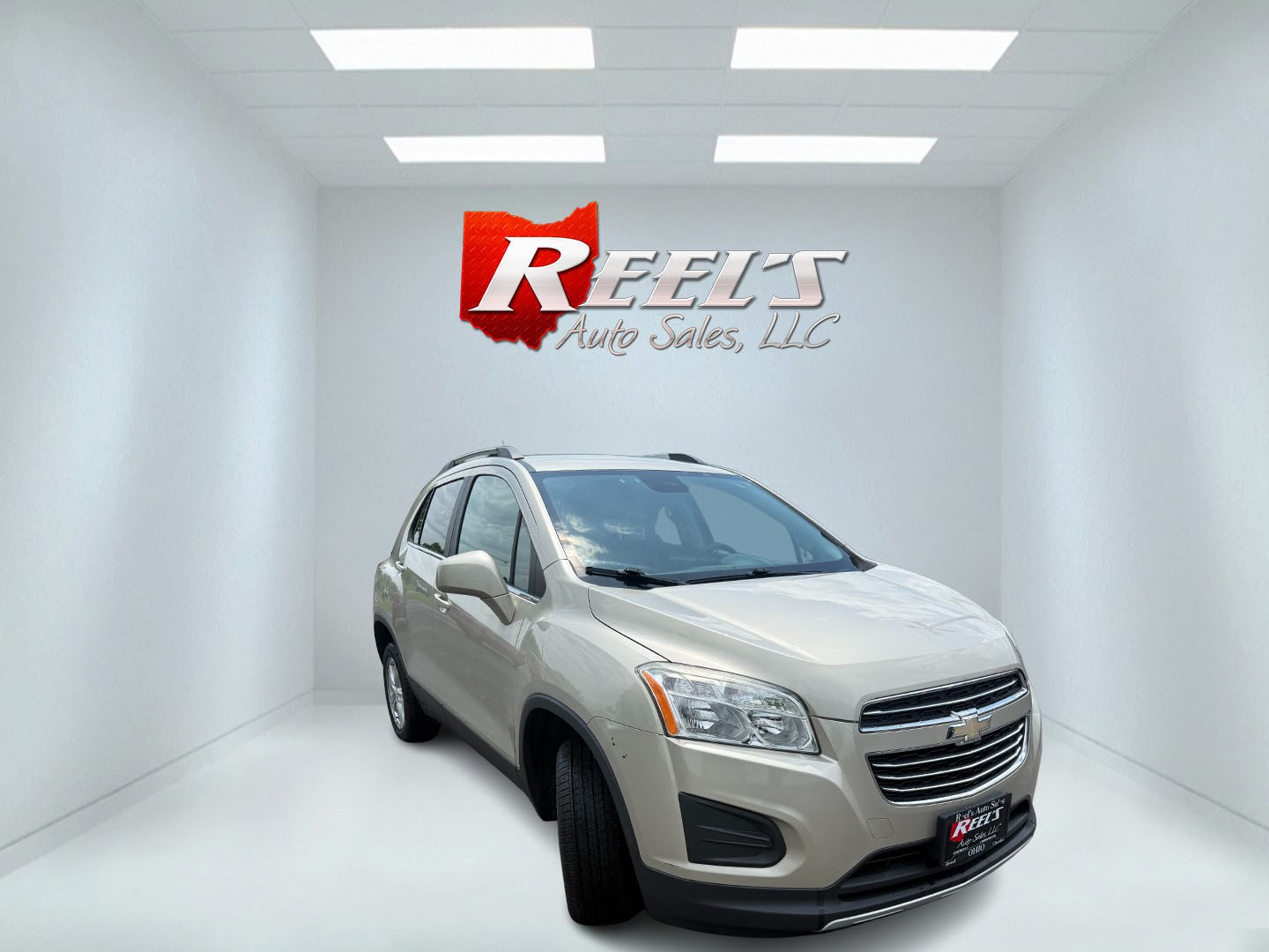 2016 Gold /Black Chevrolet Trax LT AWD (3GNCJPSB0GL) with an 1.4L I4 DOHC 16V TURBO engine, Automatic transmission, located at 547 E. Main St., Orwell, OH, 44076, (440) 437-5893, 41.535435, -80.847855 - 2016 Chevrolet Trax LT AWD – Turbo Efficiency, Fresh Service, and All-Weather Grip! This sharp 2016 Chevrolet Trax LT AWD is a compact, fuel-efficient crossover that’s easy to drive and ready to go. Powered by a peppy 1.4L Turbocharged EcoTec I4 engine paired with a smooth 6-speed automatic tra - Photo#2