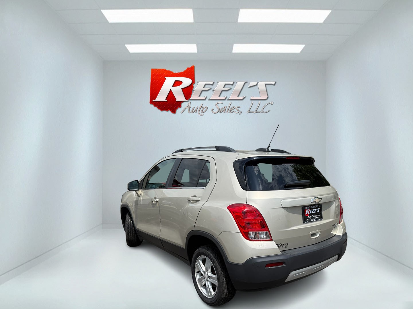 2016 Gold /Black Chevrolet Trax LT AWD (3GNCJPSB0GL) with an 1.4L I4 DOHC 16V TURBO engine, Automatic transmission, located at 547 E. Main St., Orwell, OH, 44076, (440) 437-5893, 41.535435, -80.847855 - 2016 Chevrolet Trax LT AWD – Turbo Efficiency, Fresh Service, and All-Weather Grip! This sharp 2016 Chevrolet Trax LT AWD is a compact, fuel-efficient crossover that’s easy to drive and ready to go. Powered by a peppy 1.4L Turbocharged EcoTec I4 engine paired with a smooth 6-speed automatic tra - Photo#28