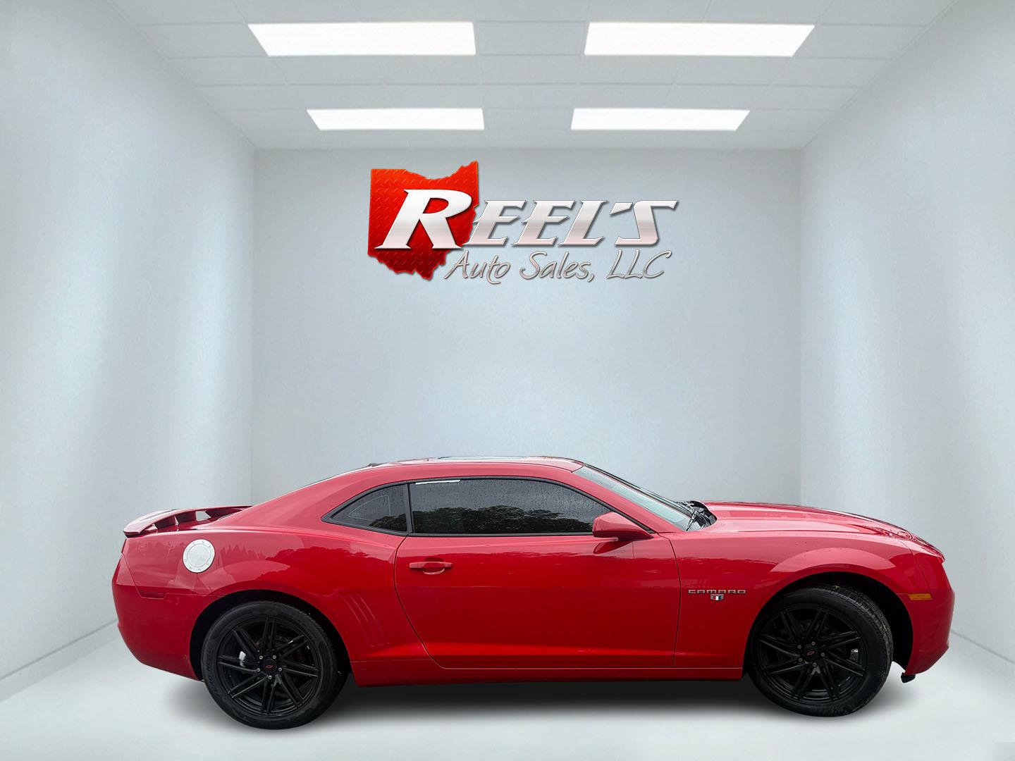 2010 Red /Black Chevrolet Camaro LT2 Coupe (2G1FC1EV5A9) with an 3.6L V6 DOHC 24V engine, Automatic transmission, located at 547 E. Main St., Orwell, OH, 44076, (440) 437-5893, 41.535435, -80.847855 - 010 Chevrolet Camaro LT – Sporty V6 Coupe with RS Package and Premium Upgrades! This 2010 Chevrolet Camaro LT is a sharp, fun-to-drive American muscle coupe that turns heads everywhere it goes! Powered by a smooth 3.6L V6 engine paired with a 6-speed automatic transmission, it offers responsive p - Photo#21