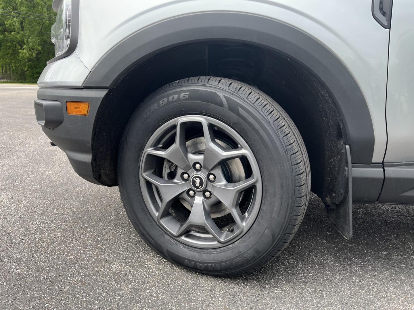 2022 Gray /Black Ford Bronco Sport Badlands (3FMCR9D99NR) with an 2.0L I4 DOHC 16V Turbo engine, Automatic transmission, located at 11115 Chardon Rd. , Chardon, OH, 44024, (440) 214-9705, 41.580246, -81.241943 - 2022 Ford Bronco Sport Badlands 4WD – Serious Off-Road Capability with Premium Comfort! This 2022 Ford Bronco Sport Badlands 4WD is a rugged, adventure-ready compact SUV that’s loaded with capability and modern features. Powered by a strong 2.0L I4 Turbocharged EcoBoost engine paired with a smo - Photo#12