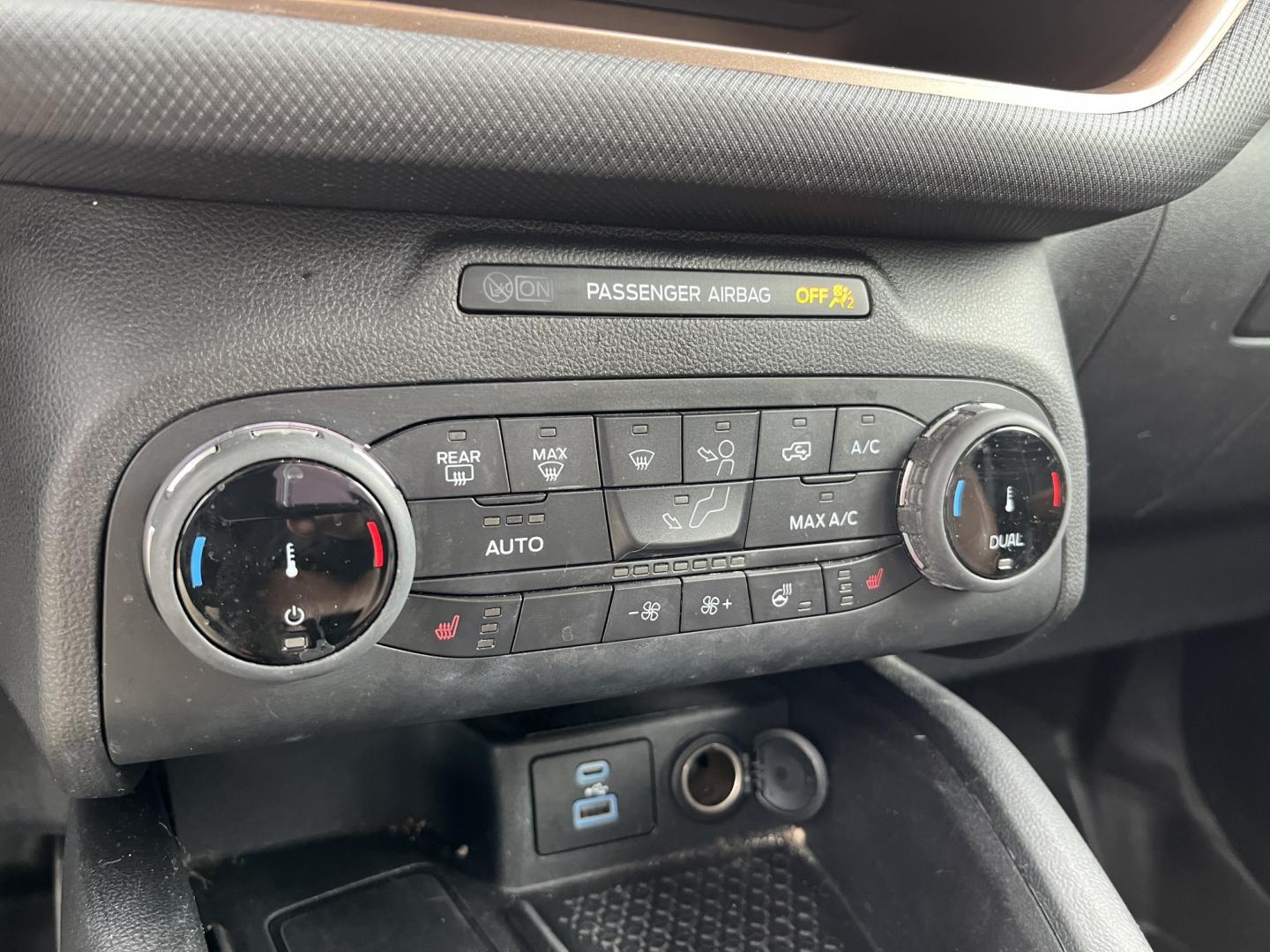 2022 Gray /Black Ford Bronco Sport Badlands (3FMCR9D99NR) with an 2.0L I4 DOHC 16V Turbo engine, Automatic transmission, located at 11115 Chardon Rd. , Chardon, OH, 44024, (440) 214-9705, 41.580246, -81.241943 - 2022 Ford Bronco Sport Badlands 4WD – Serious Off-Road Capability with Premium Comfort! This 2022 Ford Bronco Sport Badlands 4WD is a rugged, adventure-ready compact SUV that’s loaded with capability and modern features. Powered by a strong 2.0L I4 Turbocharged EcoBoost engine paired with a smo - Photo#27