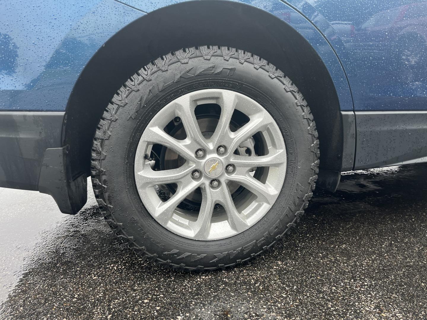 2021 Blue /Black Chevrolet Equinox LT AWD (3GNAXUEV5ML) with an 1.5L I4 DOHC 16V TURBO engine, Automatic transmission, located at 11115 Chardon Rd. , Chardon, OH, 44024, (440) 214-9705, 41.580246, -81.241943 - 2021 Chevrolet Equinox LT AWD – Efficient Turbo Crossover with Modern Safety and Comfort! This 2021 Chevrolet Equinox LT AWD is a sharp, well-equipped compact SUV that’s perfect for daily driving and family needs. Powered by a responsive 1.5L Turbocharged EcoTec I4 engine paired with a smooth 6 - Photo#7