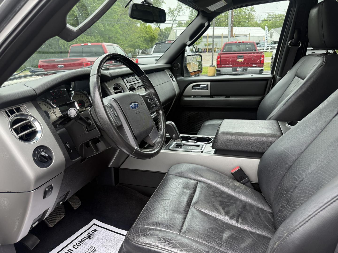2013 White /Black Ford Expedition Limited 4WD (1FMJU2A55DE) with an 5.4L V8 SOHC 16V FFV engine, Automatic transmission, located at 547 E. Main St., Orwell, OH, 44076, (440) 437-5893, 41.535435, -80.847855 - 2013 Ford Expedition Limited 4WD – Full-Size Luxury SUV with Massive Towing Power and Premium Features! This 2013 Ford Expedition Limited 4WD is a loaded, commanding full-size SUV that offers serious capability and upscale comfort for the whole family. Powered by the strong 5.4L Triton V8 engine- Photo#8