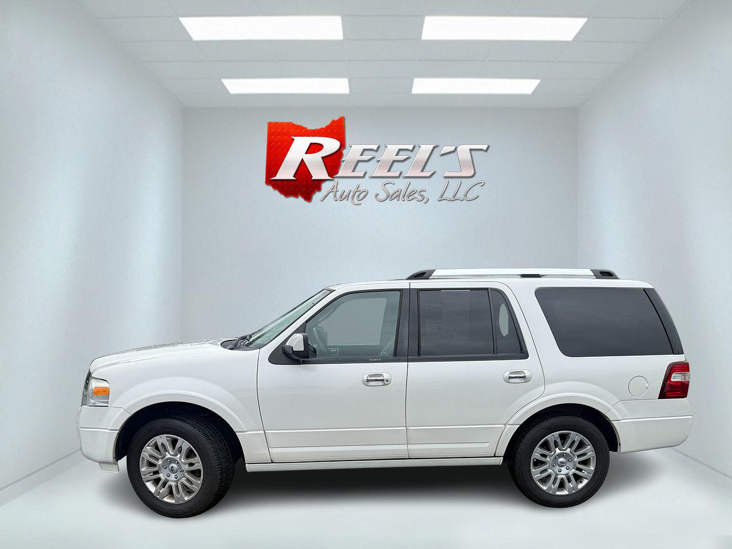 2013 White /Black Ford Expedition Limited 4WD (1FMJU2A55DE) with an 5.4L V8 SOHC 16V FFV engine, Automatic transmission, located at 547 E. Main St., Orwell, OH, 44076, (440) 437-5893, 41.535435, -80.847855 - 2013 Ford Expedition Limited 4WD – Full-Size Luxury SUV with Massive Towing Power and Premium Features! This 2013 Ford Expedition Limited 4WD is a loaded, commanding full-size SUV that offers serious capability and upscale comfort for the whole family. Powered by the strong 5.4L Triton V8 engine- Photo#40