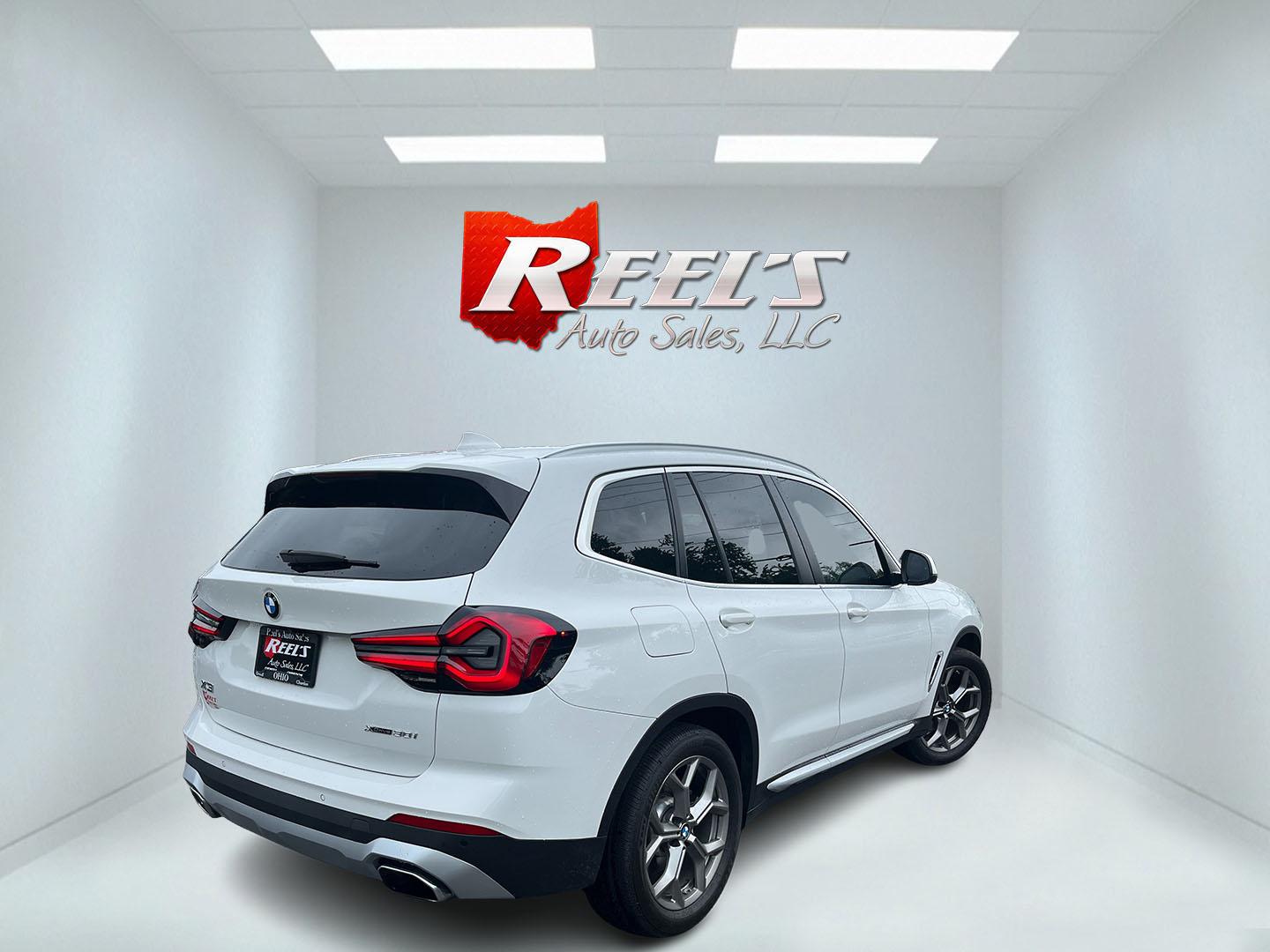 2022 White /Black BMW X3 xDrive30i (5UX53DP02N9) with an 2.0L I4 DOHC 16V Turbo engine, Automatic transmission, located at 11115 Chardon Rd. , Chardon, OH, 44024, (440) 214-9705, 41.580246, -81.241943 - 2022 BMW X3 xDrive30i – Premium Compact Luxury SUV with Turbo Power and Alpine White Style! This 2022 BMW X3 xDrive30i is a refined and sporty luxury crossover that offers the perfect balance of performance, comfort, and versatility. Powered by a responsive 2.0L Turbocharged I4 engine paired with - Photo#6