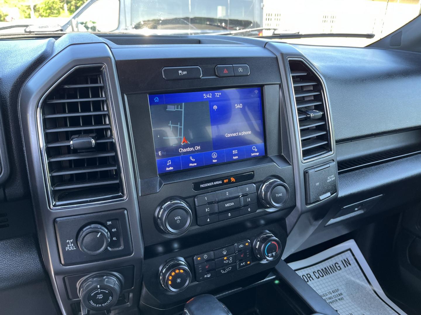 2020 Gray /Black Ford F-150 XLT SuperCrew 5.5-ft. Bed 4WD (1FTEW1E49LF) with an 3.5L V6 TWIN TURBO engine, Automatic transmission, located at 11115 Chardon Rd. , Chardon, OH, 44024, (440) 214-9705, 41.580246, -81.241943 - 2020 Ford F-150 XLT Crew Cab 4WD – Twin-Turbo Power with Max Trailer Tow Package and Aggressive Sport Styling! This 2020 Ford F-150 XLT Crew Cab 4WD is a strong, well-equipped full-size truck that’s ready for work or weekend towing. Powered by the potent 3.5L Twin-Turbo EcoBoost V6 engine paire - Photo#21