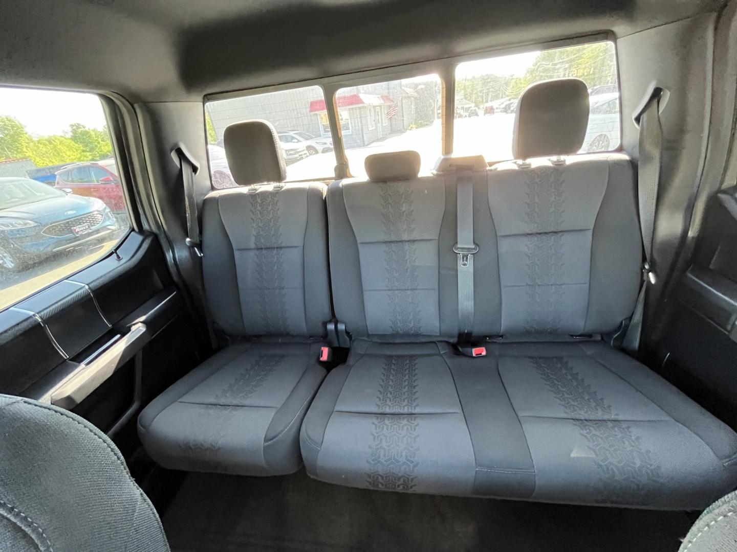 2020 Gray /Black Ford F-150 XLT SuperCrew 5.5-ft. Bed 4WD (1FTEW1E49LF) with an 3.5L V6 TWIN TURBO engine, Automatic transmission, located at 11115 Chardon Rd. , Chardon, OH, 44024, (440) 214-9705, 41.580246, -81.241943 - 2020 Ford F-150 XLT Crew Cab 4WD – Twin-Turbo Power with Max Trailer Tow Package and Aggressive Sport Styling! This 2020 Ford F-150 XLT Crew Cab 4WD is a strong, well-equipped full-size truck that’s ready for work or weekend towing. Powered by the potent 3.5L Twin-Turbo EcoBoost V6 engine paire - Photo#26