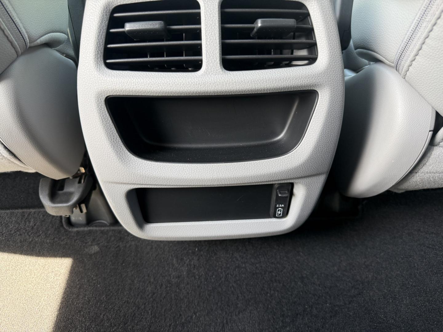 2018 Silver /Gray Honda Ridgeline RTL-E AWD (5FPYK3F79JB) with an 3.5L V6 SOHC 24V engine, Automatic transmission, located at 547 E. Main St., Orwell, OH, 44076, (440) 437-5893, 41.535435, -80.847855 - 2018 Honda Ridgeline RTL-E AWD – Premium Mid-Size Truck with Leather, Strong Towing, and Loaded Features! This sharp 2018 Honda Ridgeline RTL-E AWD is a refined and capable truck that combines car-like comfort with real truck utility. Powered by Honda’s smooth 3.5L Earth Dreams V6 engine paired - Photo#27