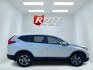 2018 White /Gray Honda CR-V EX AWD (2HKRW2H57JH) with an 1.5L I4 16V DOHC TURBO engine, Automatic transmission, located at 11115 Chardon Rd. , Chardon, OH, 44024, (440) 214-9705, 41.580246, -81.241943 - 2018 Honda CR-V EX AWD – Efficient Compact SUV with Everyday Comfort and Confidence If you want a compact SUV that balances efficiency, comfort, and all-weather capability, this 2018 Honda CR-V EX AWD is a practical choice. The 1.5L Turbocharged engine delivers responsive power and a strong 33 MP- Photo#5