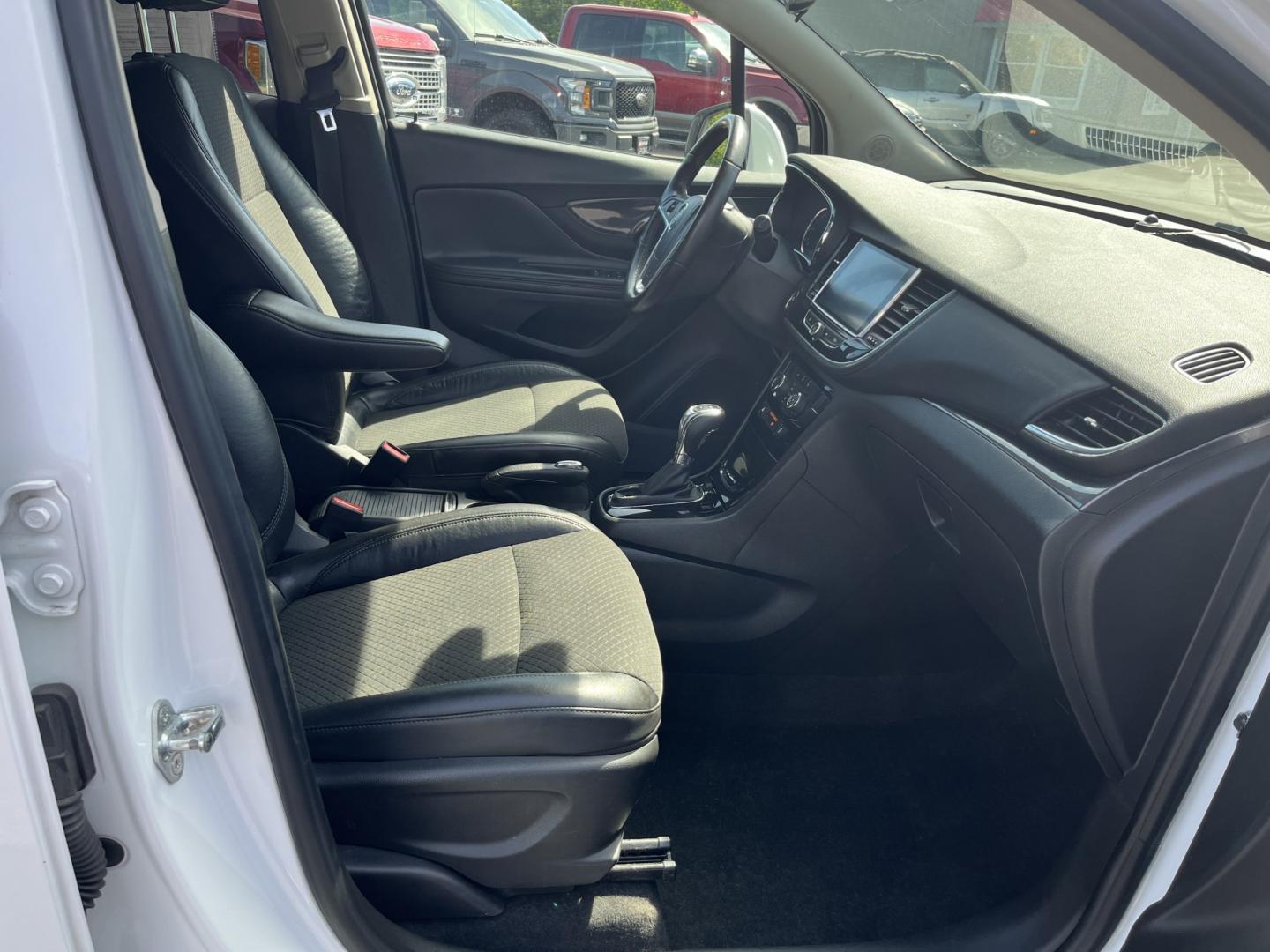 2017 White /Black Buick Encore Preferred FWD (KL4CJASB1HB) with an 1.4L I4 DOHC 16V TURBO engine, Automatic transmission, located at 547 E. Main St., Orwell, OH, 44076, (440) 437-5893, 41.535435, -80.847855 - 2017 Buick Encore Preferred FWD – Efficient Turbo Luxury in Summit White! This sharp 2017 Buick Encore Preferred FWD is a premium compact crossover that offers upscale comfort and excellent fuel efficiency. Powered by a peppy 1.4L Turbocharged EcoTec I4 engine paired with a smooth 6-speed automat - Photo#34