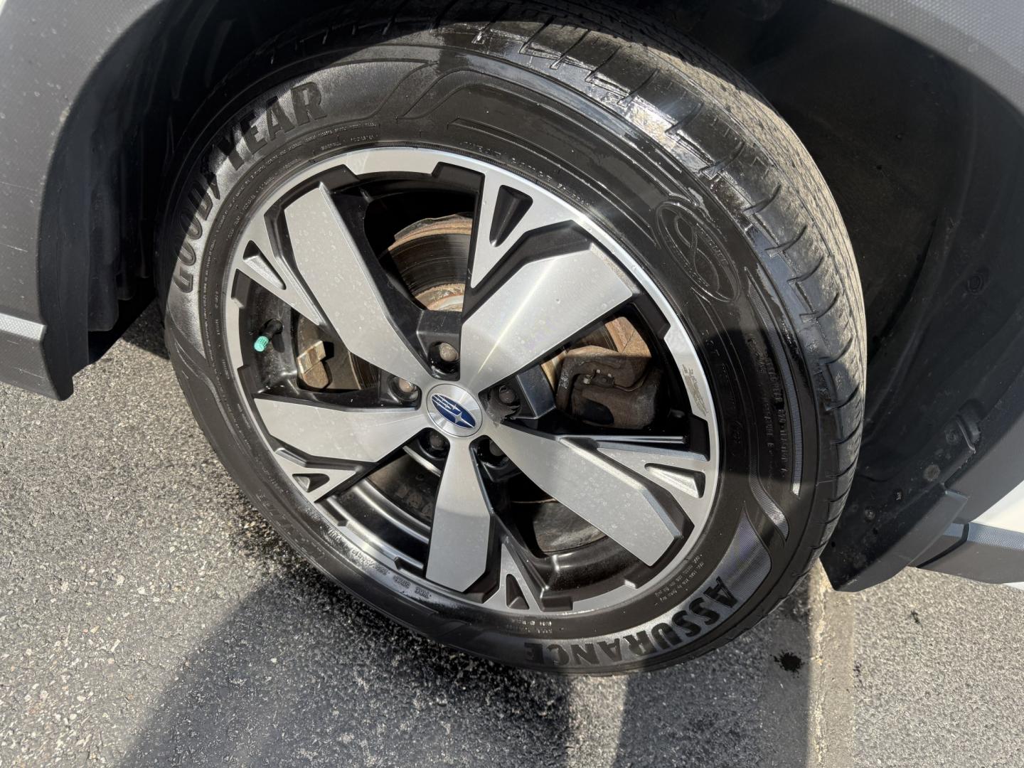 2020 White /Black Subaru Forester Touring (JF2SKAXCXLH) with an 2.5L H4 DOHC 16V engine, Automatic transmission, located at 547 E. Main St., Orwell, OH, 44076, (440) 437-5893, 41.535435, -80.847855 - 2020 Subaru Forester Touring AWD – Premium Compact SUV with Leather, Harman Kardon Sound, and Outstanding Capability! This 2020 Subaru Forester Touring AWD is a top-trim model that delivers luxury comfort, advanced safety, and legendary all-weather performance. Powered by Subaru’s reliable 2.5L- Photo#38