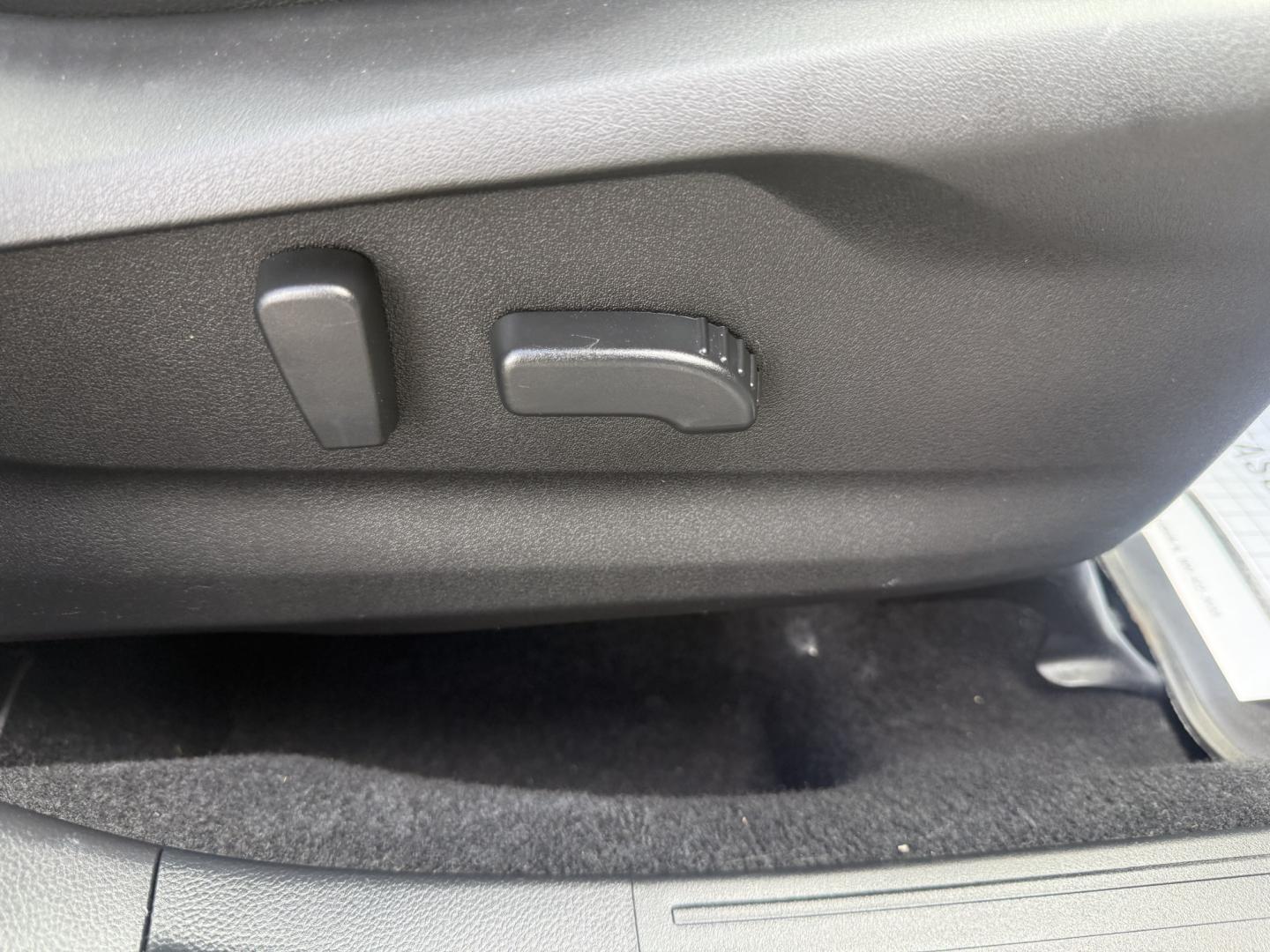 2020 White /Black Subaru Forester Touring (JF2SKAXCXLH) with an 2.5L H4 DOHC 16V engine, Automatic transmission, located at 547 E. Main St., Orwell, OH, 44076, (440) 437-5893, 41.535435, -80.847855 - 2020 Subaru Forester Touring AWD – Premium Compact SUV with Leather, Harman Kardon Sound, and Outstanding Capability! This 2020 Subaru Forester Touring AWD is a top-trim model that delivers luxury comfort, advanced safety, and legendary all-weather performance. Powered by Subaru’s reliable 2.5L- Photo#43