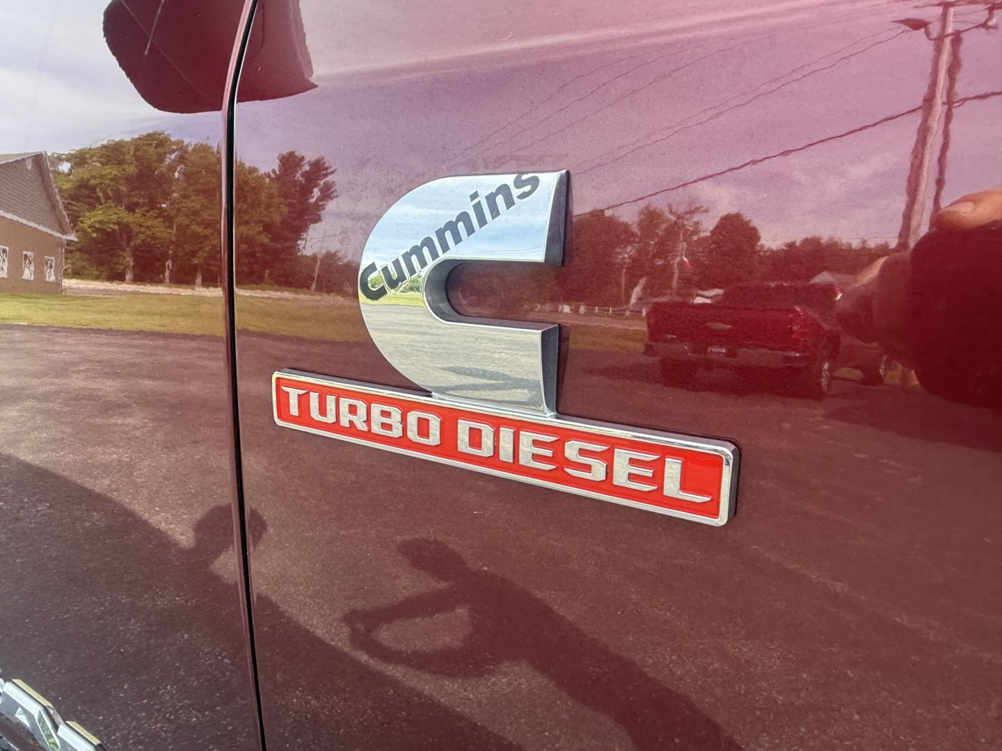 2022 Red /Black RAM 2500 Tradesman Crew Cab LWB 4WD (3C6UR5HL3NG) with an 6.7L I6 OHV 24V TURBO DIESEL engine, Automatic transmission, located at 547 E. Main St., Orwell, OH, 44076, (440) 437-5893, 41.535435, -80.847855 - 2022 Ram 2500 Tradesman Crew Cab Long Bed 4WD – Heavy-Duty Cummins Diesel with Massive Towing Power! This 2022 Ram 2500 Tradesman Crew Cab Long Bed 4WD is a no-nonsense, work-ready heavy-duty truck built for the toughest jobs. Powered by the legendary 6.7L Turbocharged Cummins I6 Diesel engine pa - Photo#6