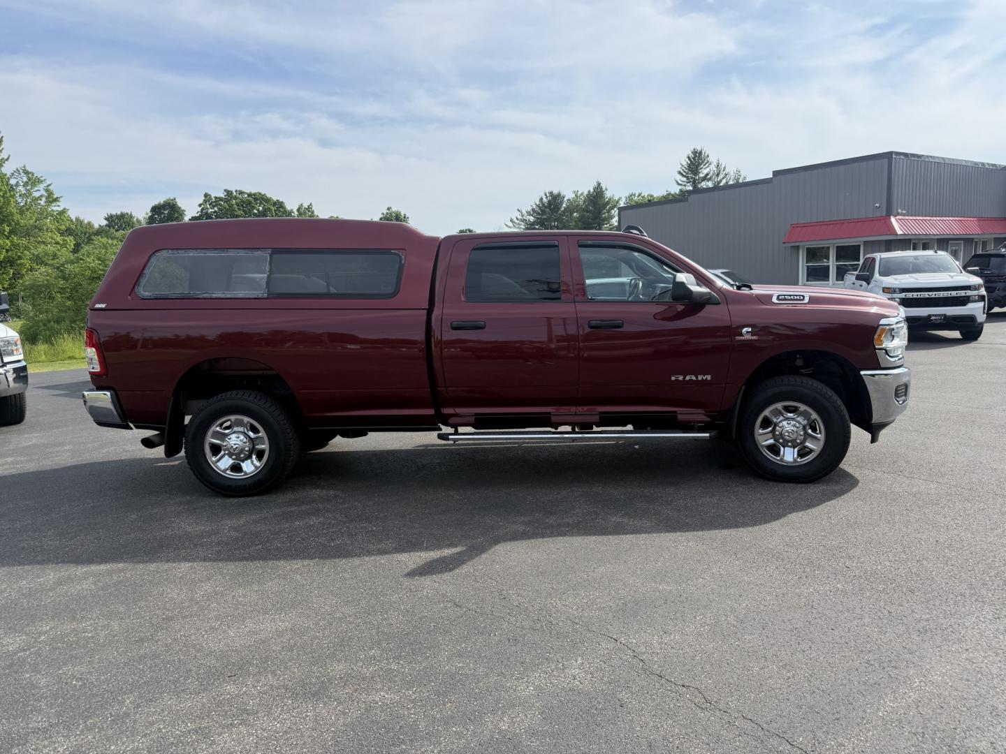 2022 Red /Black RAM 2500 Tradesman Crew Cab LWB 4WD (3C6UR5HL3NG) with an 6.7L I6 OHV 24V TURBO DIESEL engine, Automatic transmission, located at 547 E. Main St., Orwell, OH, 44076, (440) 437-5893, 41.535435, -80.847855 - 2022 Ram 2500 Tradesman Crew Cab Long Bed 4WD – Heavy-Duty Cummins Diesel with Massive Towing Power! This 2022 Ram 2500 Tradesman Crew Cab Long Bed 4WD is a no-nonsense, work-ready heavy-duty truck built for the toughest jobs. Powered by the legendary 6.7L Turbocharged Cummins I6 Diesel engine pa - Photo#25
