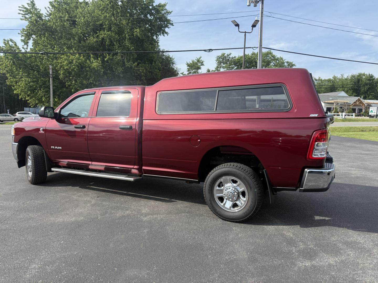 2022 Red /Black RAM 2500 Tradesman Crew Cab LWB 4WD (3C6UR5HL3NG) with an 6.7L I6 OHV 24V TURBO DIESEL engine, Automatic transmission, located at 547 E. Main St., Orwell, OH, 44076, (440) 437-5893, 41.535435, -80.847855 - 2022 Ram 2500 Tradesman Crew Cab Long Bed 4WD – Heavy-Duty Cummins Diesel with Massive Towing Power! This 2022 Ram 2500 Tradesman Crew Cab Long Bed 4WD is a no-nonsense, work-ready heavy-duty truck built for the toughest jobs. Powered by the legendary 6.7L Turbocharged Cummins I6 Diesel engine pa - Photo#30