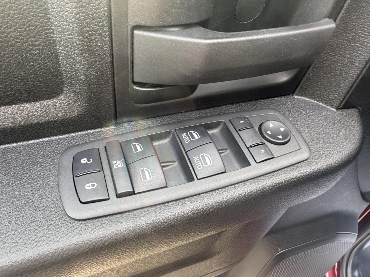 2022 Red /Black RAM 2500 Tradesman Crew Cab LWB 4WD (3C6UR5HL3NG) with an 6.7L I6 OHV 24V TURBO DIESEL engine, Automatic transmission, located at 547 E. Main St., Orwell, OH, 44076, (440) 437-5893, 41.535435, -80.847855 - 2022 Ram 2500 Tradesman Crew Cab Long Bed 4WD – Heavy-Duty Cummins Diesel with Massive Towing Power! This 2022 Ram 2500 Tradesman Crew Cab Long Bed 4WD is a no-nonsense, work-ready heavy-duty truck built for the toughest jobs. Powered by the legendary 6.7L Turbocharged Cummins I6 Diesel engine pa - Photo#13
